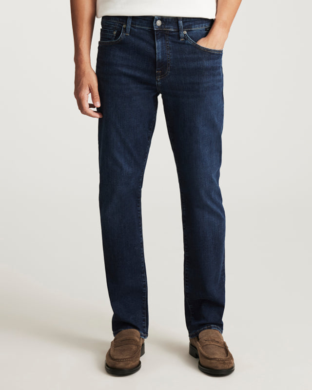 Men's slim leg jeans