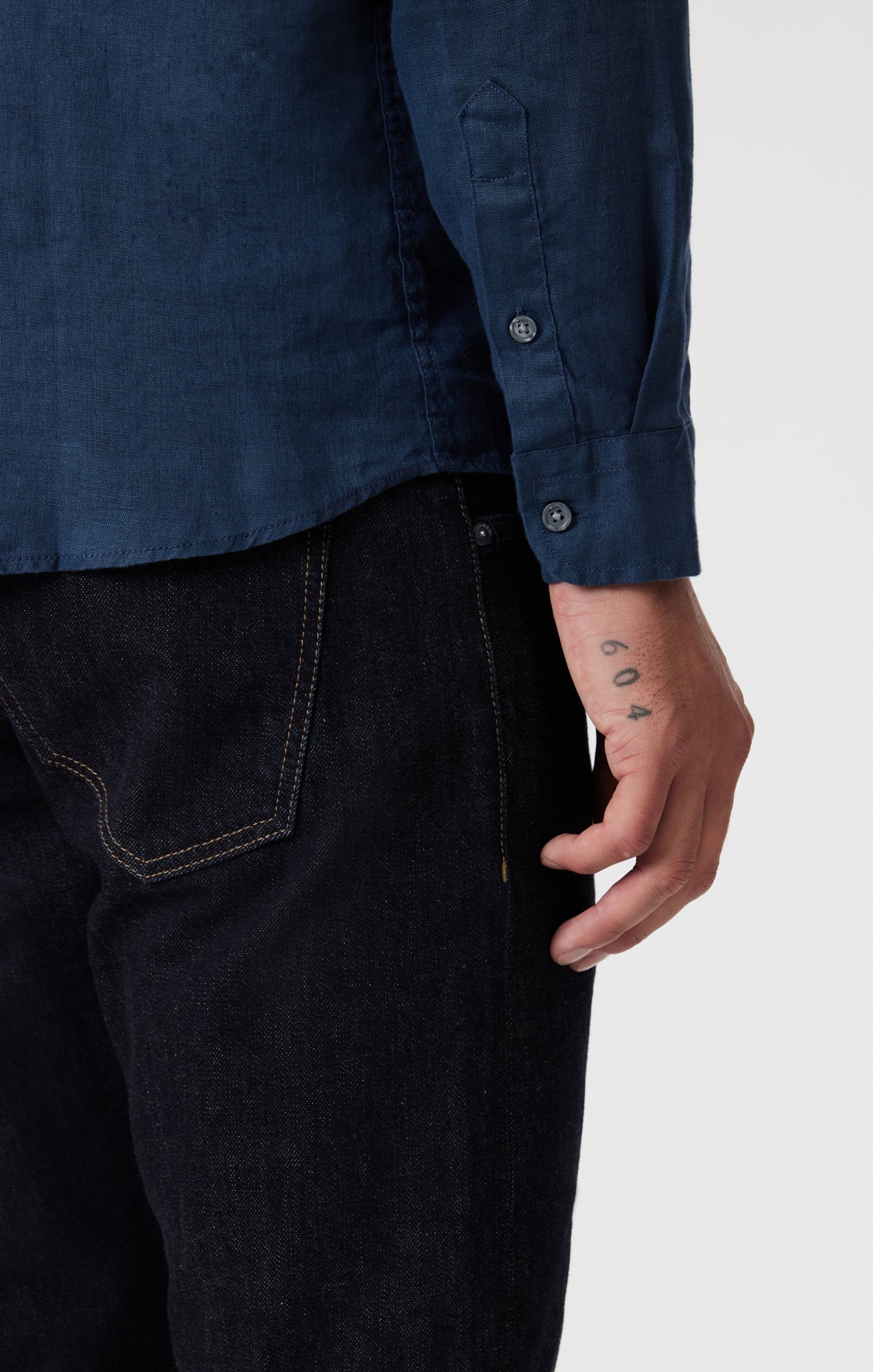 LINEN BUTTON-UP SHIRT IN MOONLIT OCEAN - Mavi Jeans