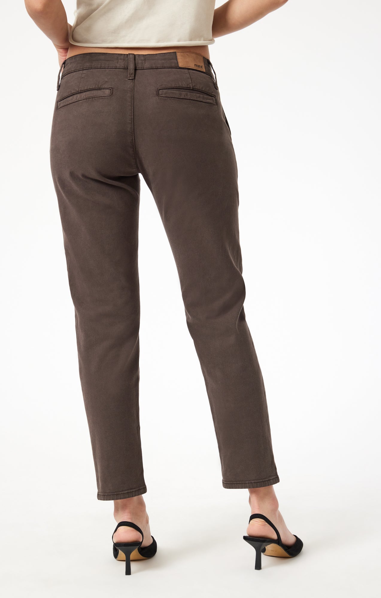 BROOKE SLIM CHINO IN OAK LUXE TWILL - Mavi Jeans