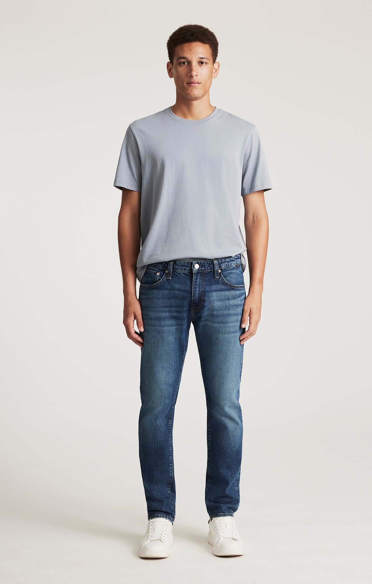 MARCUS SLIM STRAIGHT LEG IN MID CLASSIC BLUE - Mavi Jeans
