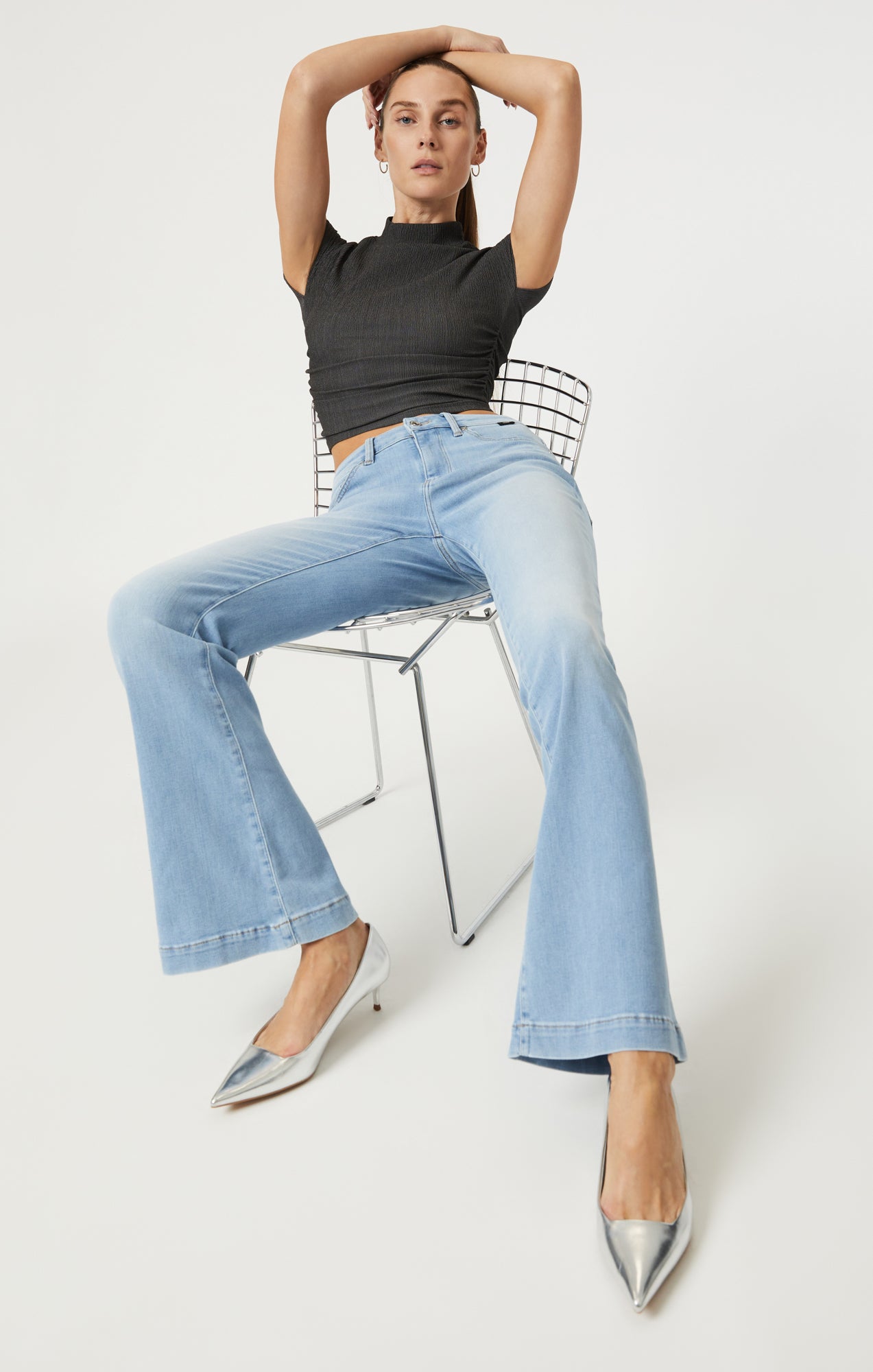 Bleach straight hot sale leg jeans