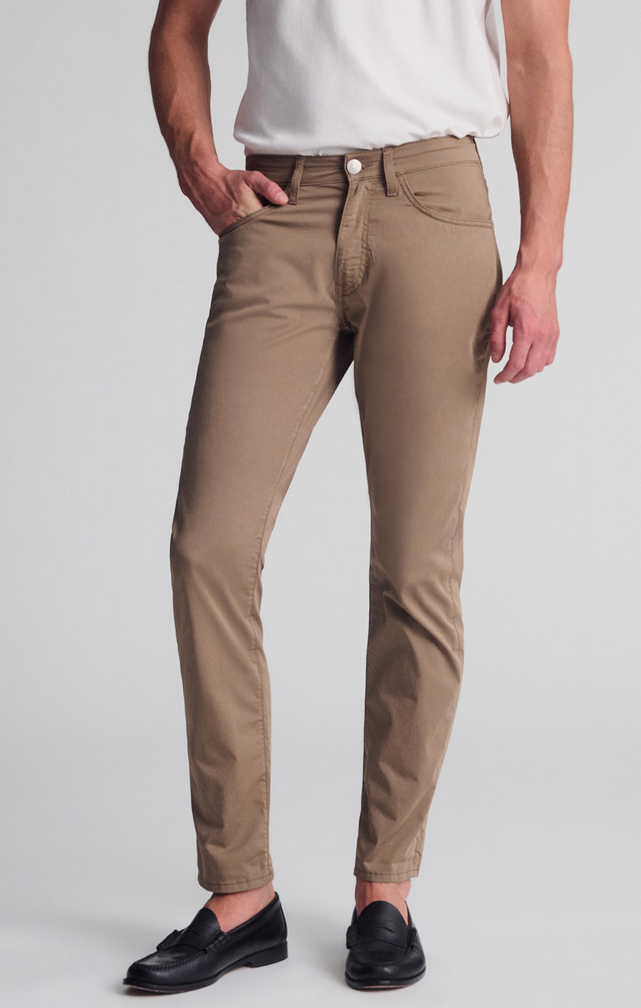 MARCUS SLIM STRAIGHT LEG IN COFFEE CITY SMART - Mavi Jeans