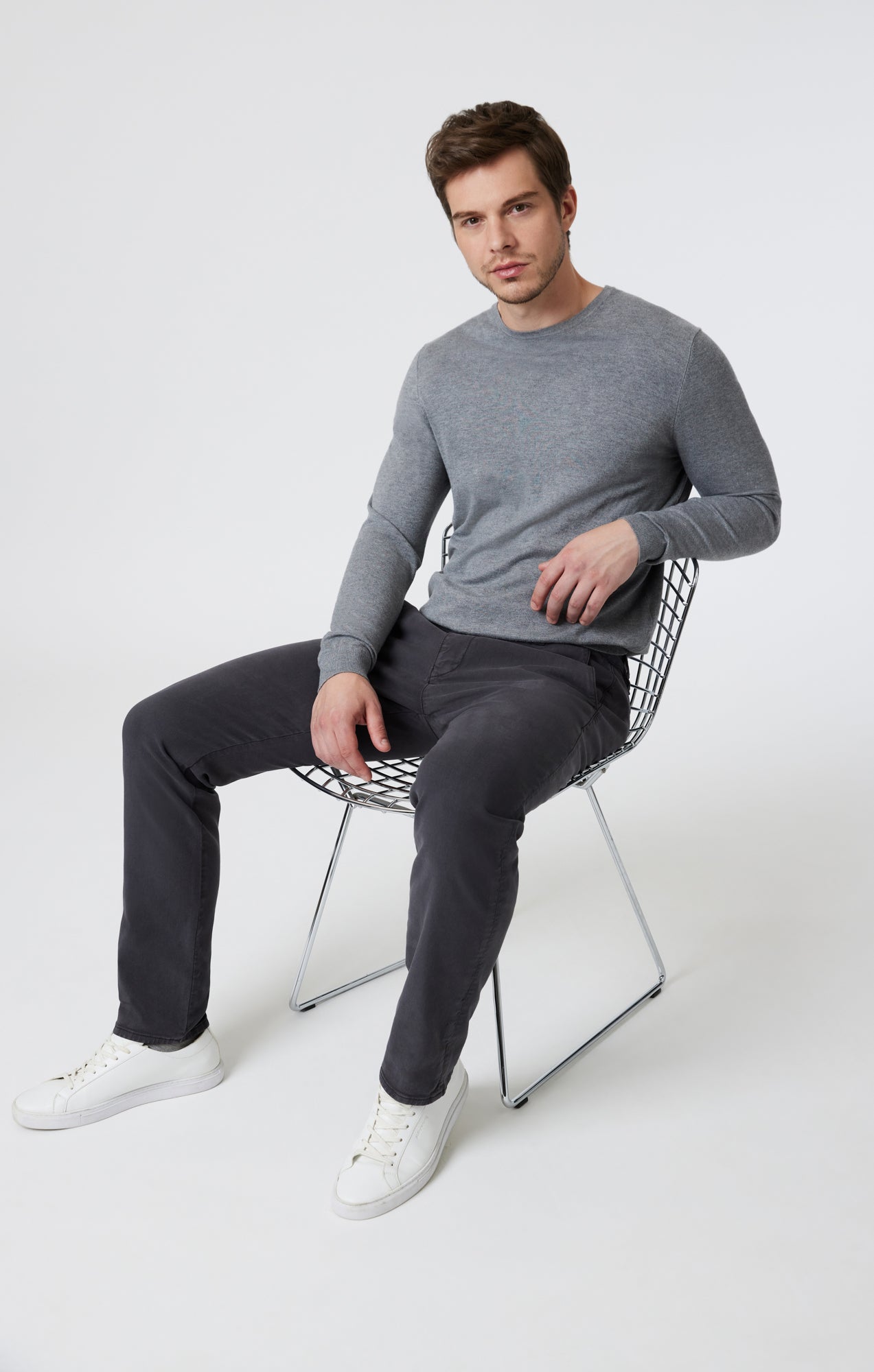 MILTON SLIM STRAIGHT CHINO IN ASH LUXE TWILL - Mavi Jeans