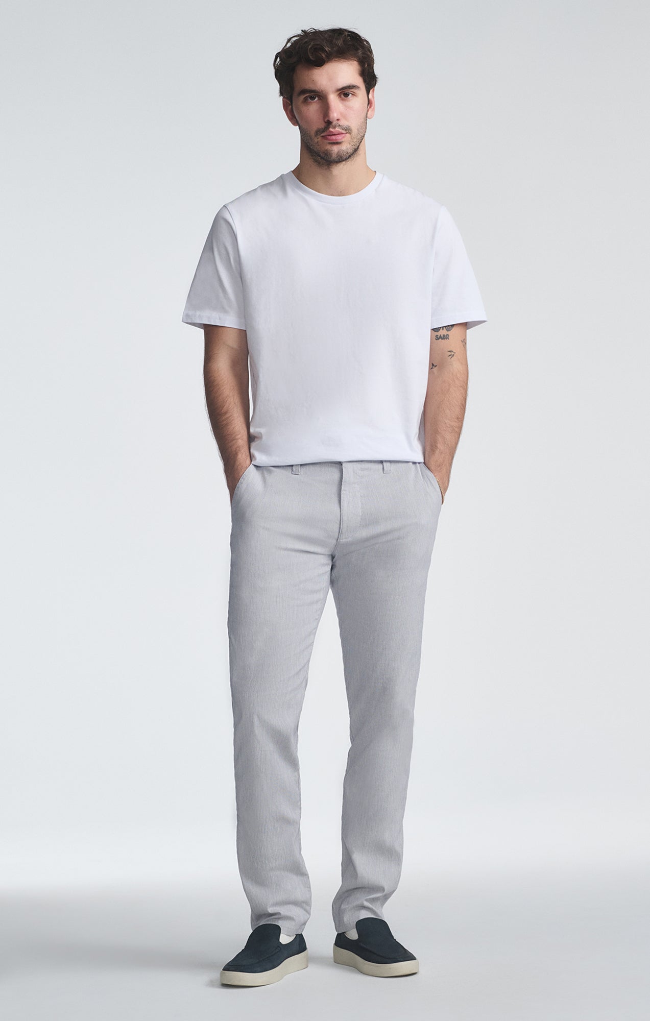 MILTON SLIM STRAIGHT CHINO IN LIGHT GREY LINEN STRIPE - Mavi Jeans
