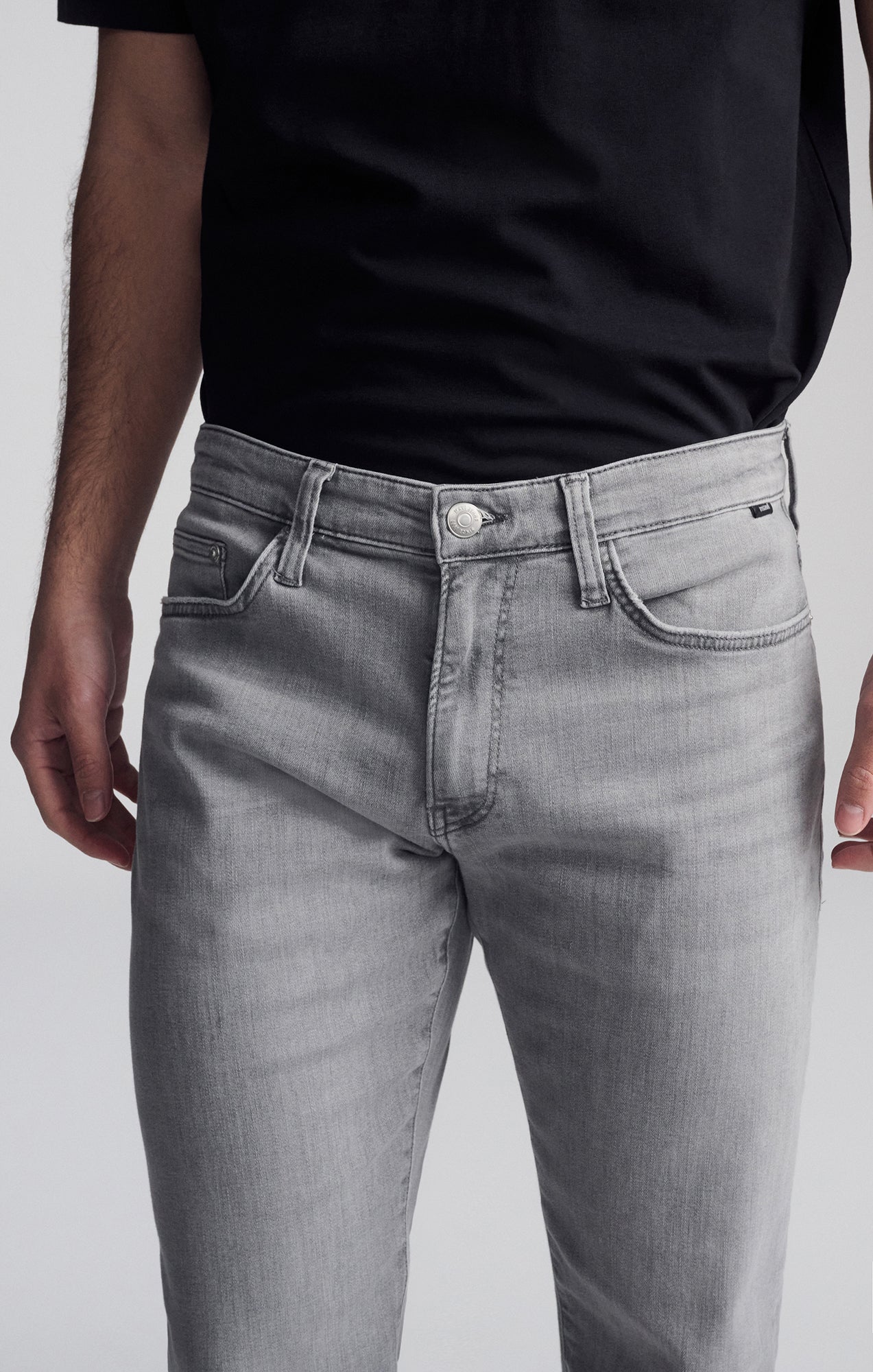MARCUS SLIM STRAIGHT LEG IN ICE GREY FEATHER BLUE - Mavi Jeans