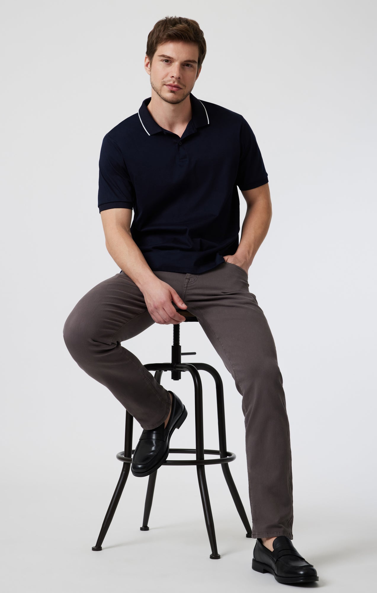 MARCUS SLIM STRAIGHT LEG IN EARL GREY SUPERMOVE - Mavi Jeans