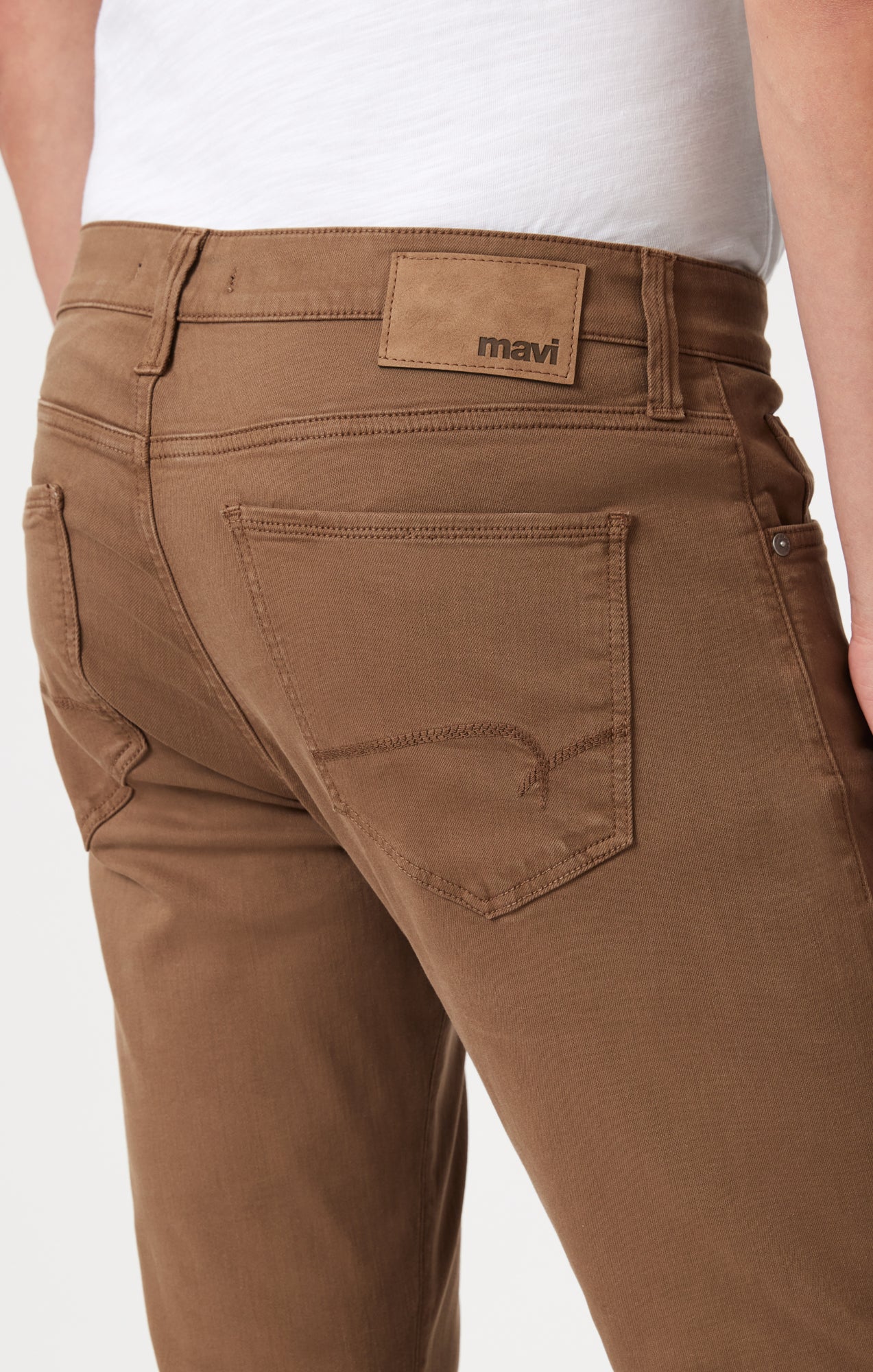 MARCUS SLIM STRAIGHT LEG IN BRONZE SUPERMOVE - Mavi Jeans
