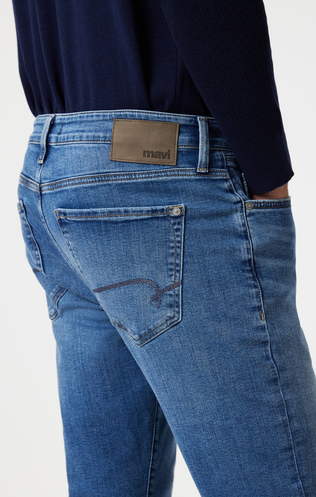 JAKE SLIM LEG IN MID BRUSHED NASHVILLE - Mavi Jeans