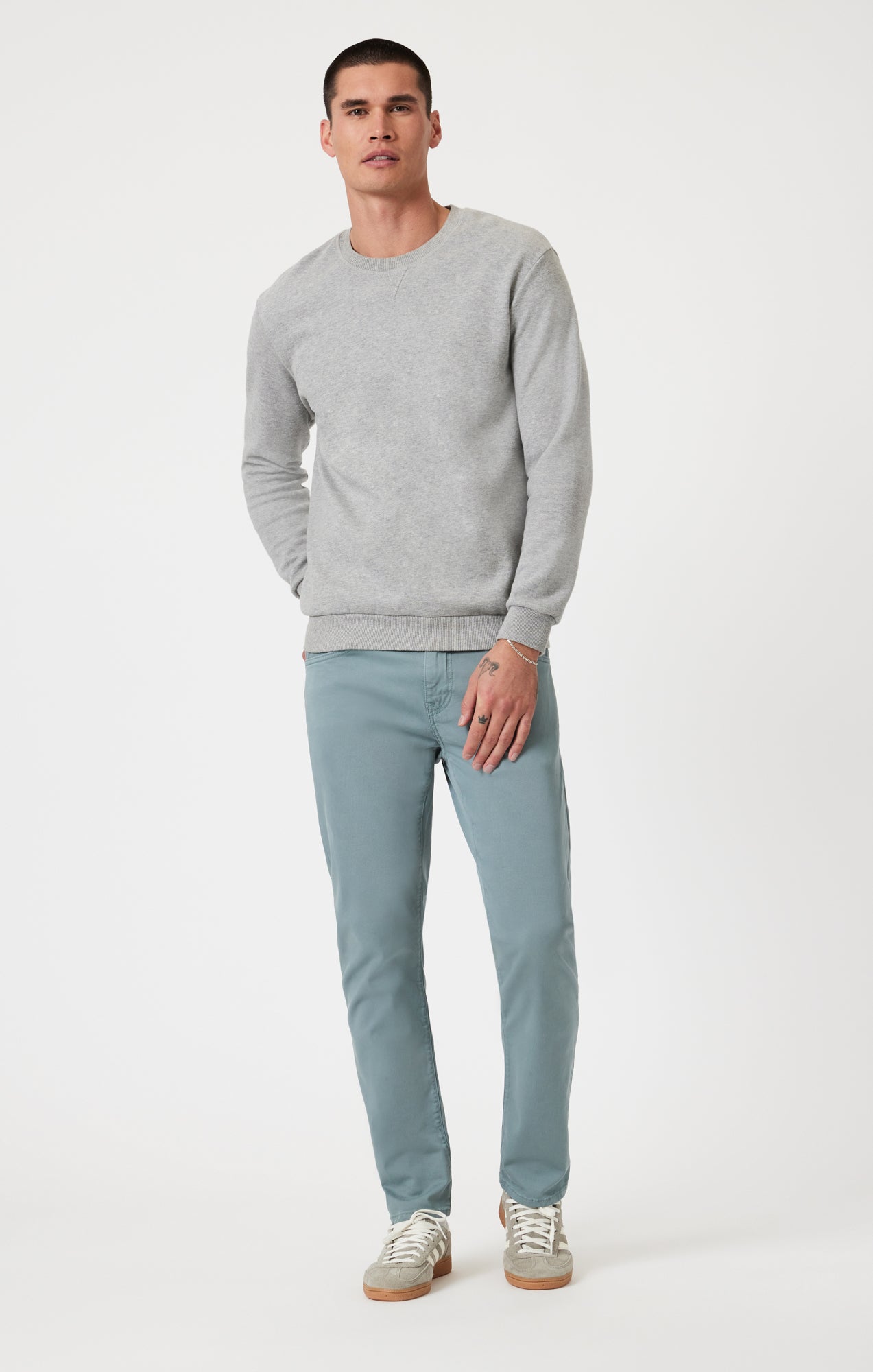 MARCUS SLIM STRAIGHT LEG IN BLUE CASUAL TWILL - Mavi Jeans