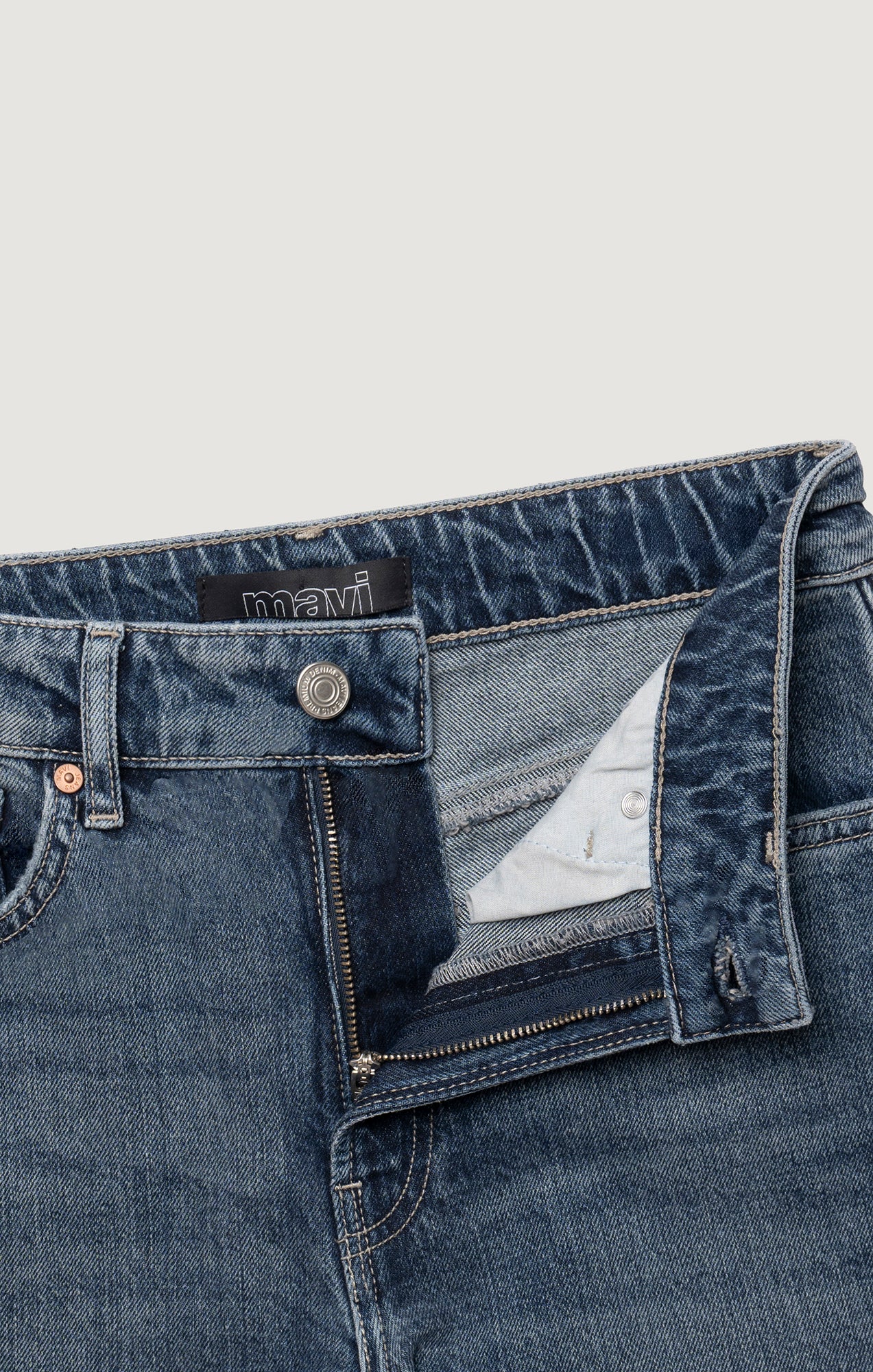 NEW YORK STRAIGHT LEG IN DEEP USED CLASSIC BLUE - Mavi Jeans