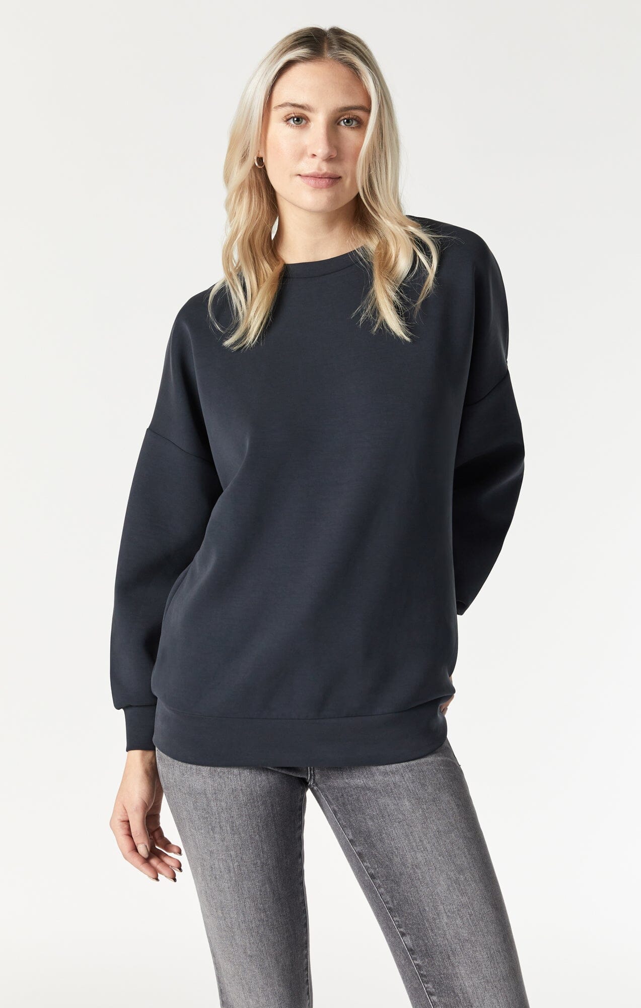 「新商品」に関するプレスリリース Mavi Black In Sweatshirt Oversized Tencel™ Touch Luxe Women's トップス