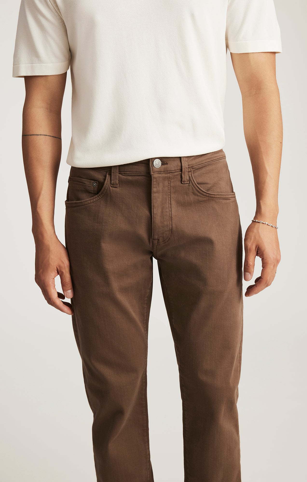 MARCUS SLIM STRAIGHT LEG IN MOCHA SUPERMOVE - Mavi Jeans