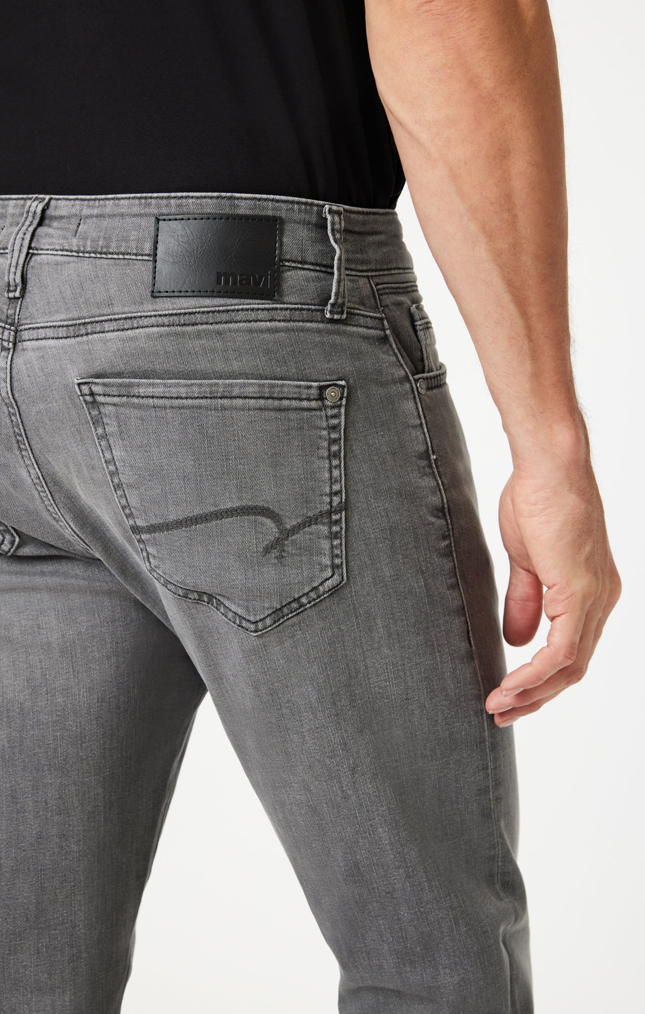 ZACH STRAIGHT LEG IN MID SMOKE BRUSHED WILLIAMSBURG - Mavi Jeans