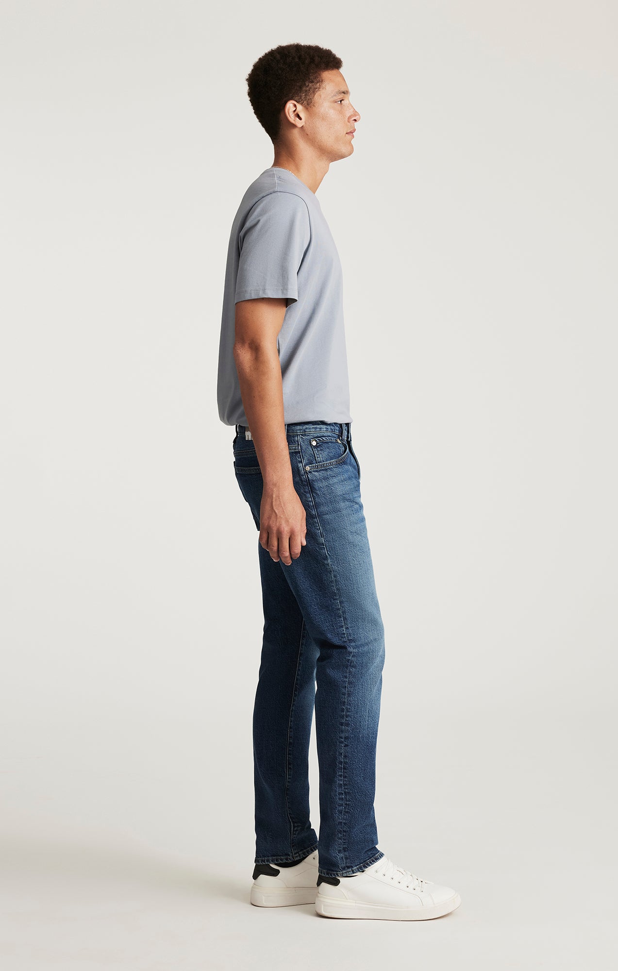 MARCUS SLIM STRAIGHT LEG IN MID CLASSIC BLUE - Mavi Jeans
