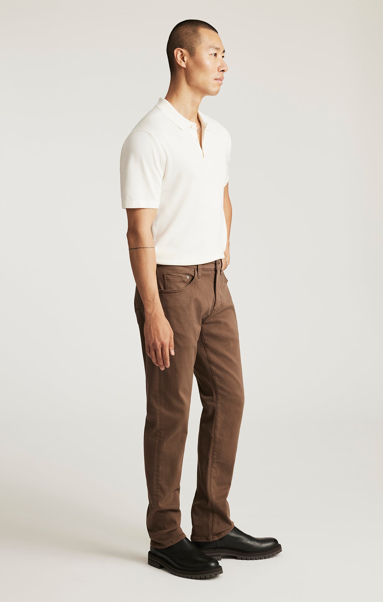 MARCUS SLIM STRAIGHT LEG IN MOCHA SUPERMOVE - Mavi Jeans
