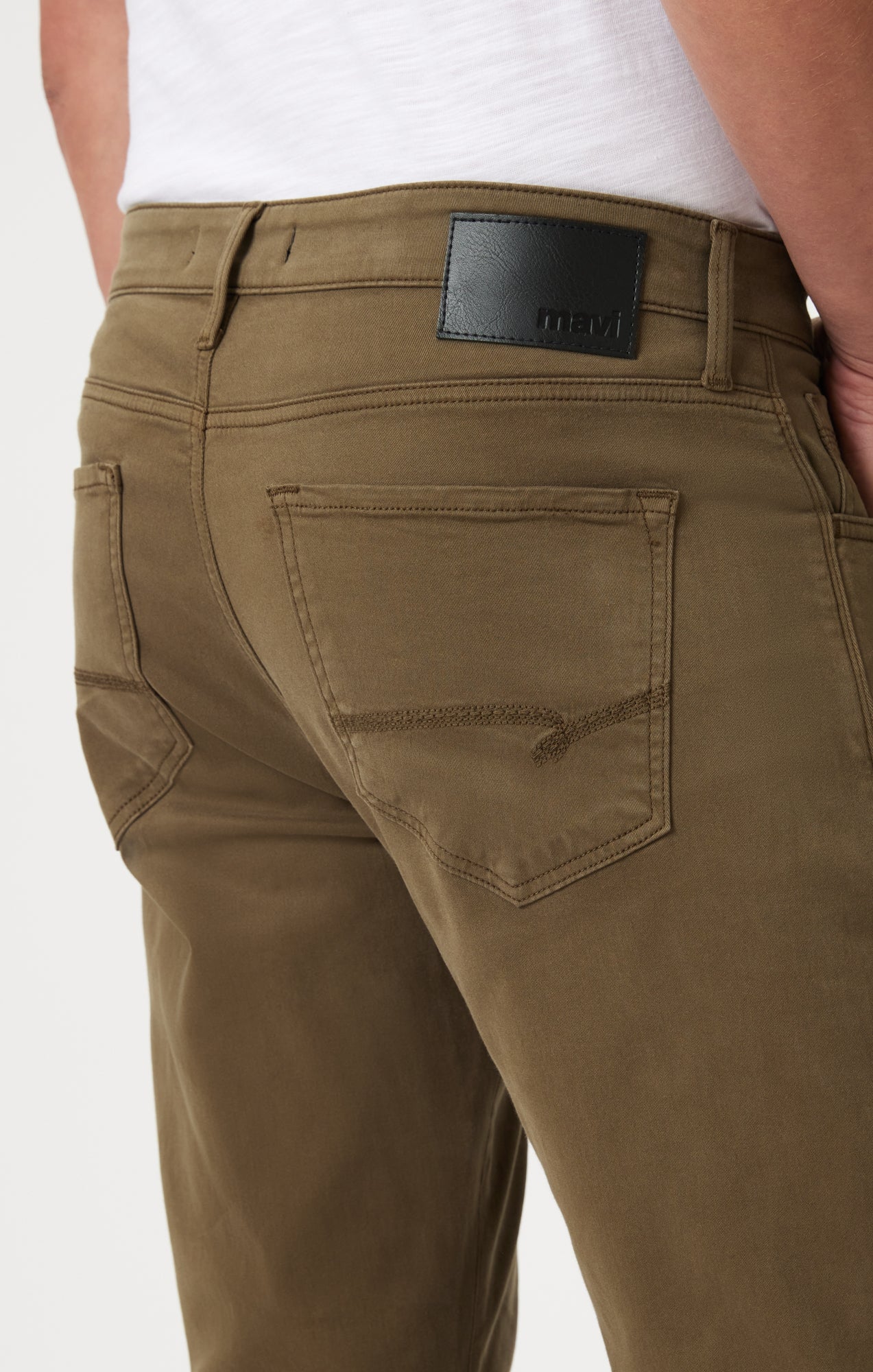 MARCUS SLIM STRAIGHT LEG IN JUNIPER CASUAL TWILL - Mavi Jeans