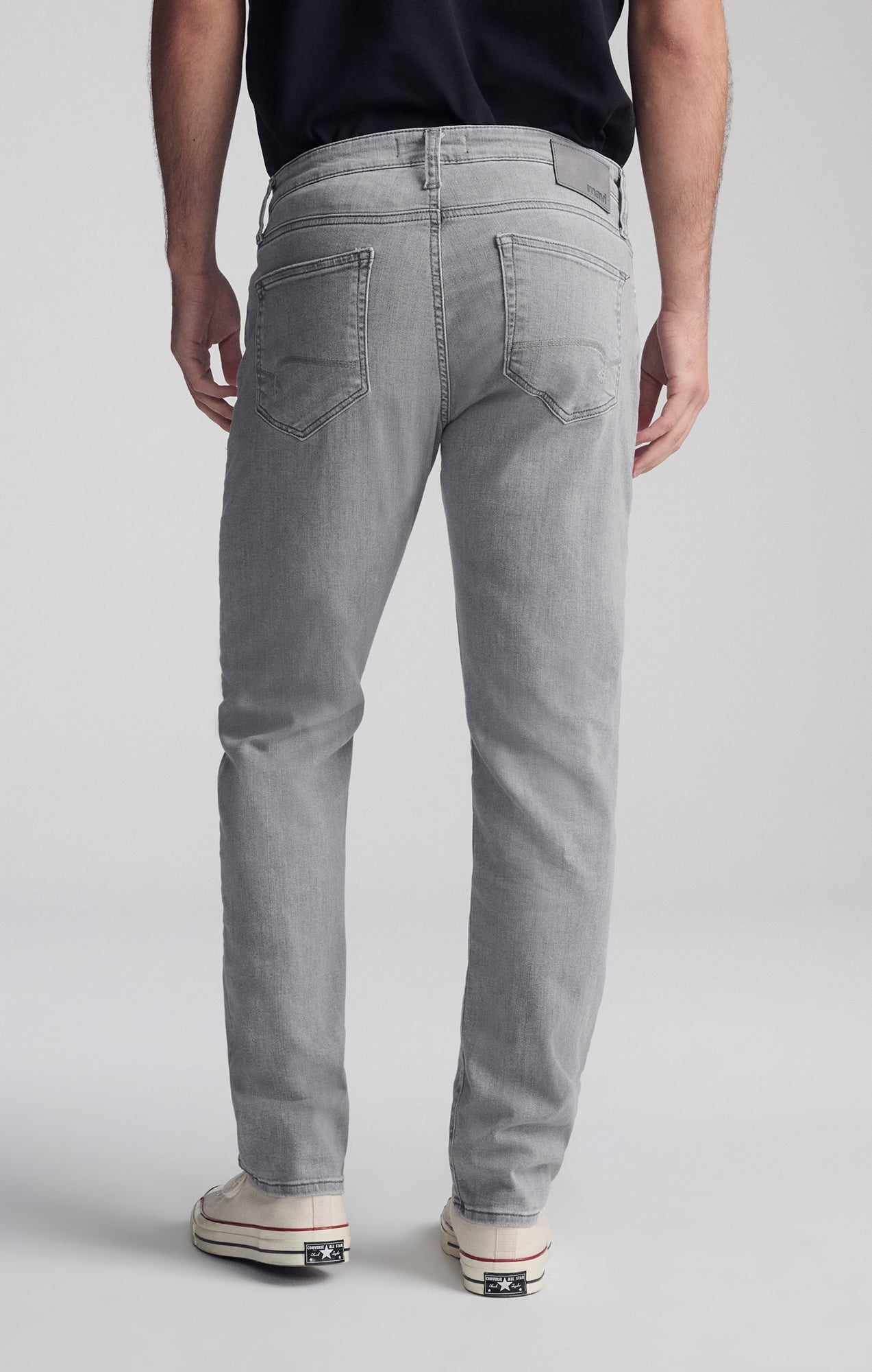 MARCUS SLIM STRAIGHT LEG IN ICE GREY FEATHER BLUE - Mavi Jeans
