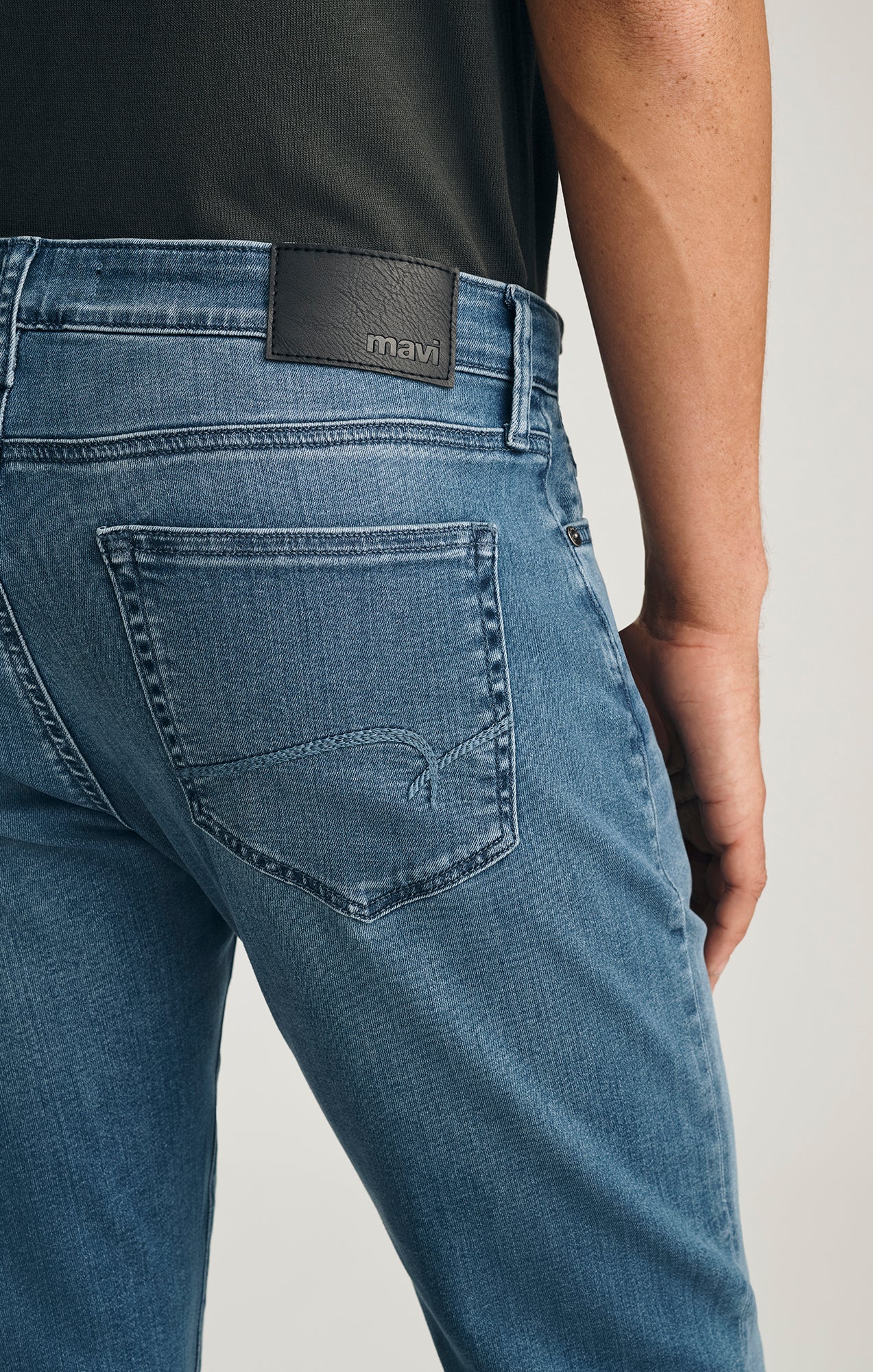 JAKE SLIM LEG IN MID BRUSHED SUPERMOVE - Mavi Jeans