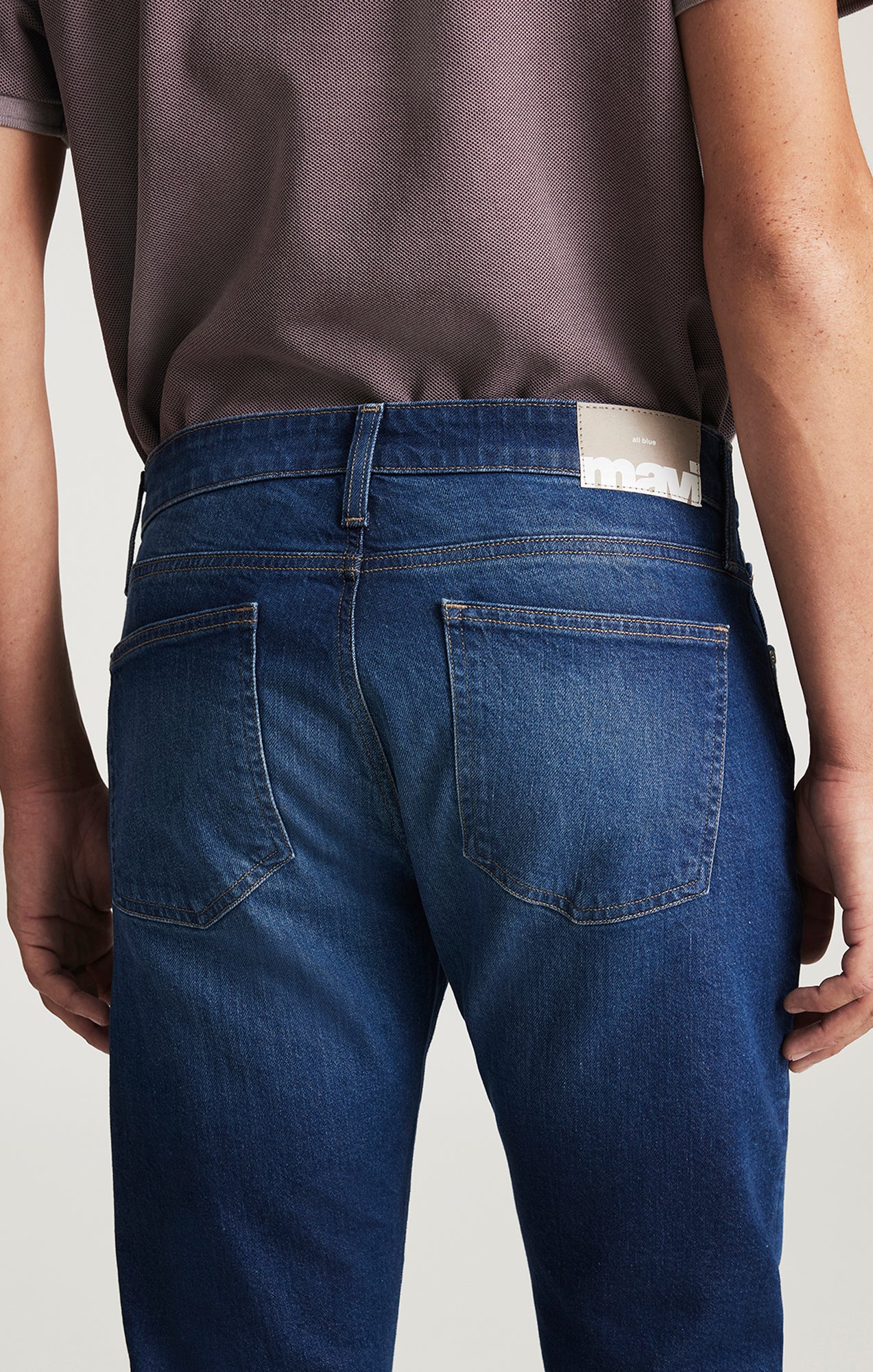 MARCUS SLIM STRAIGHT LEG IN DARK BRUSHED CLASSIC BLUE - Mavi Jeans