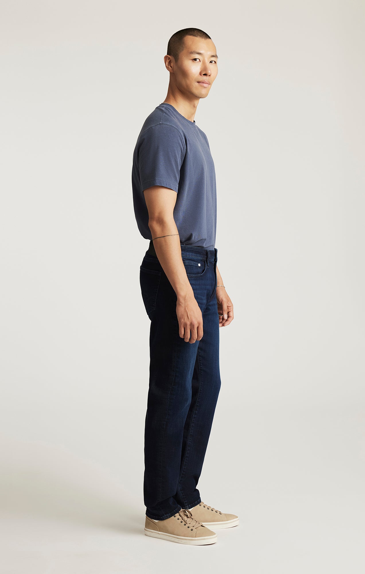 MARCUS SLIM STRAIGHT LEG IN DEEP BRUSHED FEATHER BLUE - Mavi Jeans