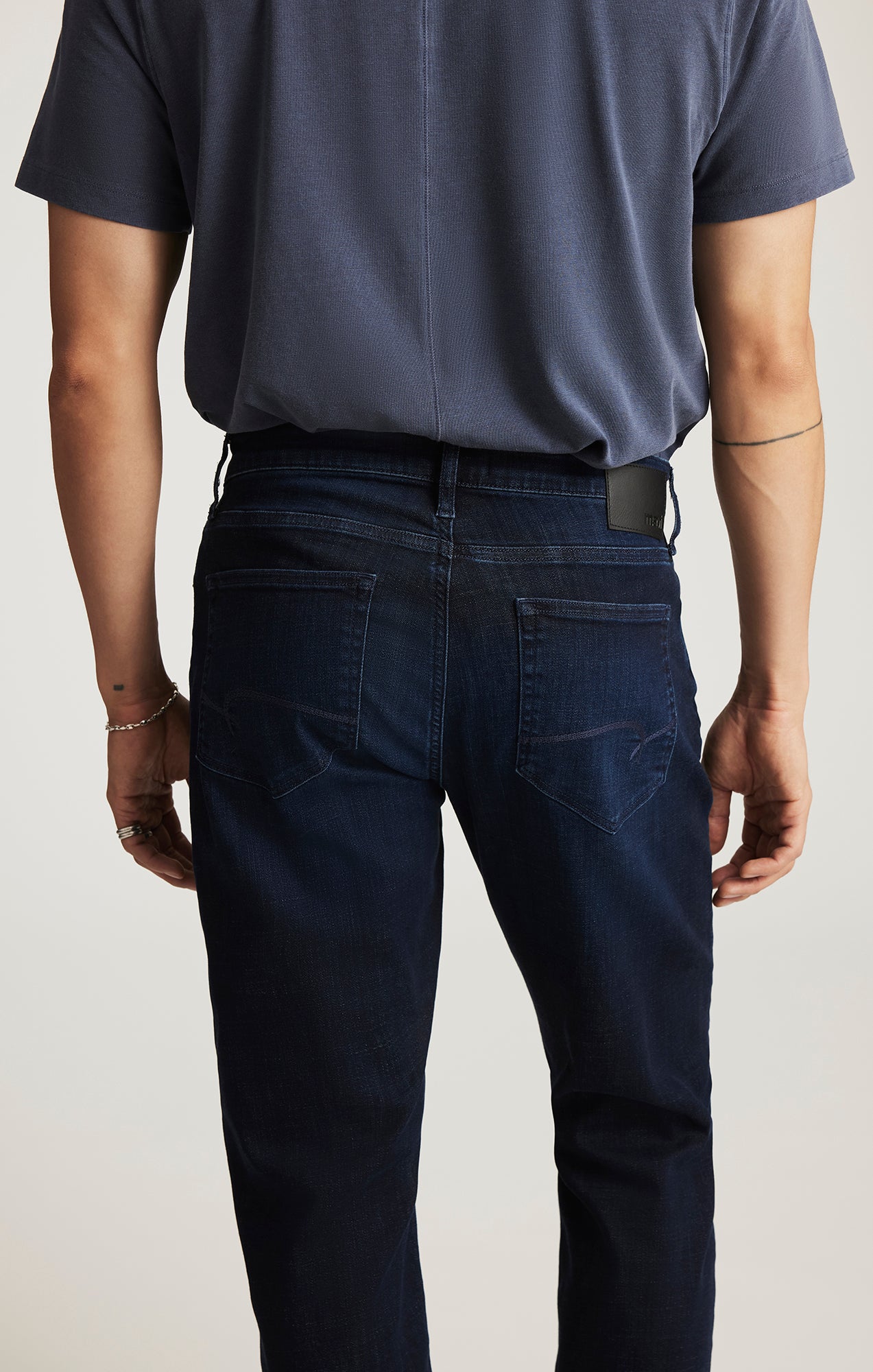 MARCUS SLIM STRAIGHT LEG IN DEEP BRUSHED FEATHER BLUE - Mavi Jeans