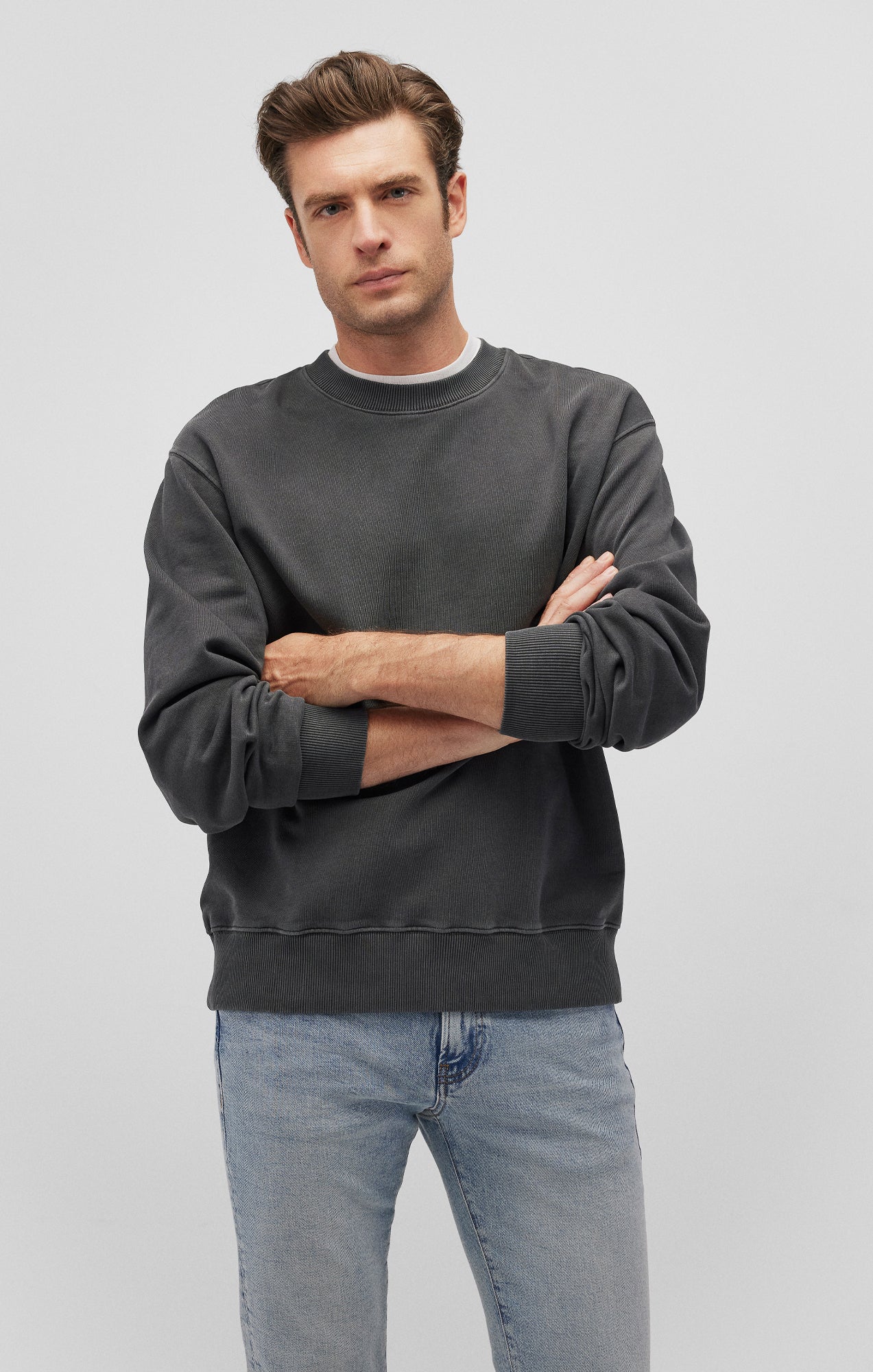 Grey crew neck sweatshirt mens online