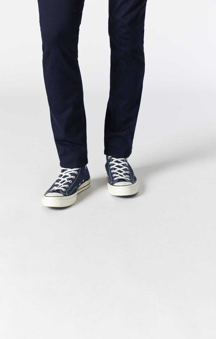 MARCUS SLIM STRAIGHT LEG JEANS IN INK SUPERMOVE - Mavi Jeans