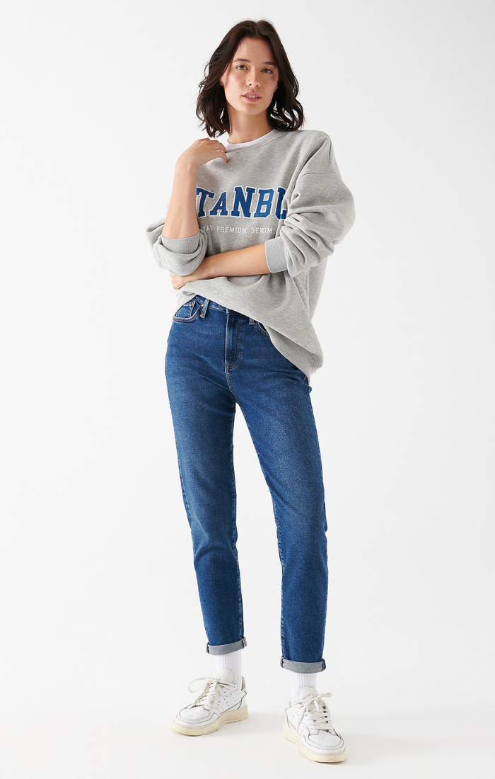 Straight leg online mom jeans