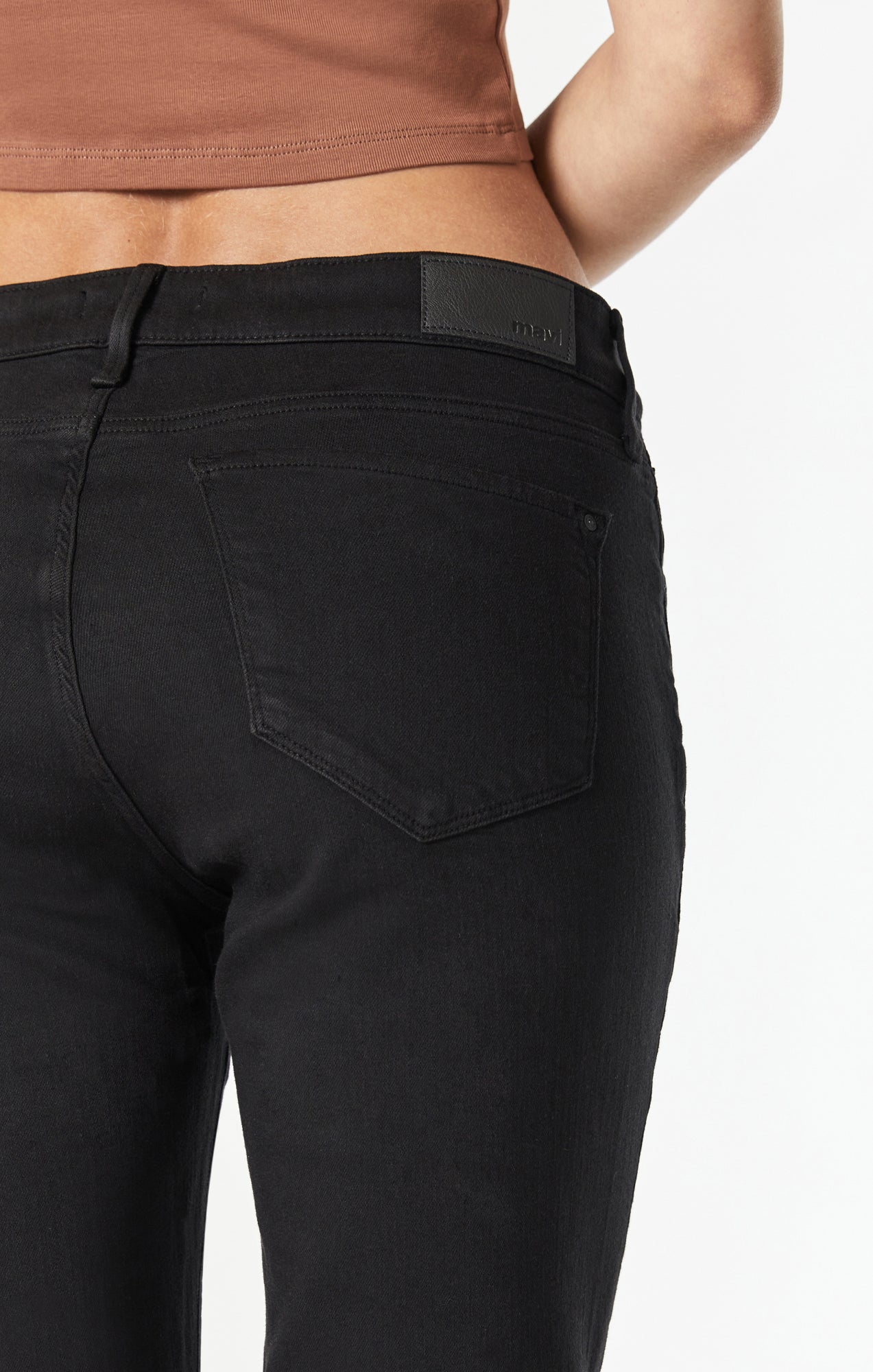 EMMA SLIM BOYFRIEND IN STAY BLACK SUPERSOFT - Mavi Jeans