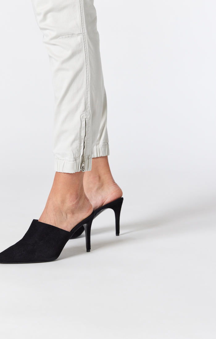 IVY SLIM CARGO PANTS IN OYSTER TWILL - Mavi Jeans