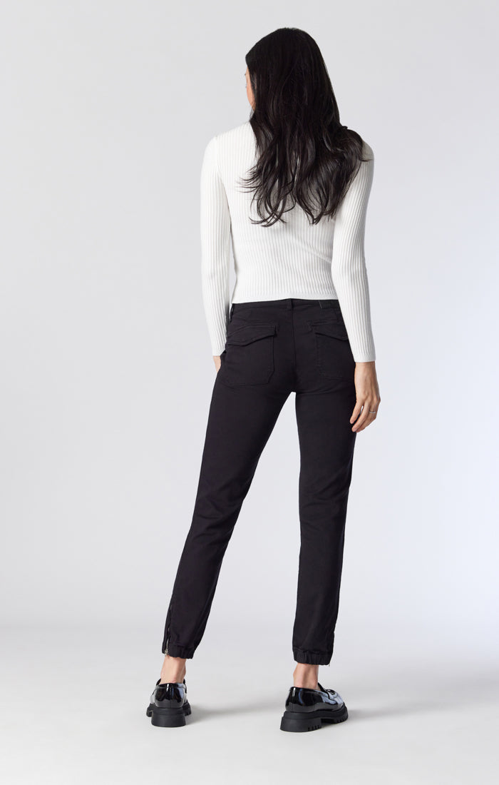 IVY SLIM CARGO PANTS IN BLACK TWILL - Mavi Jeans
