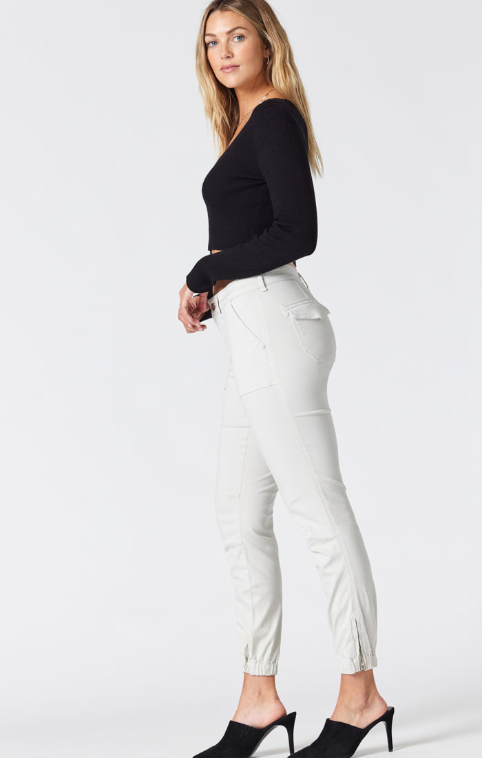IVY SLIM CARGO PANTS IN OYSTER TWILL - Mavi Jeans