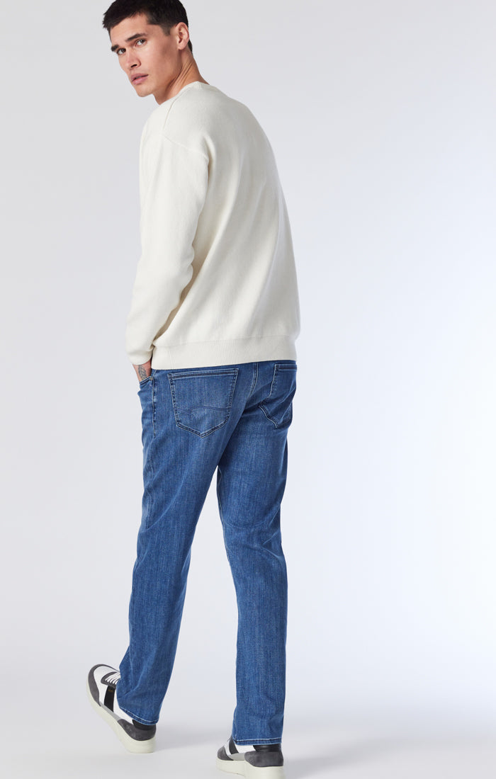 Mavi Men's Straight Leg Jeans in Mid Supermove