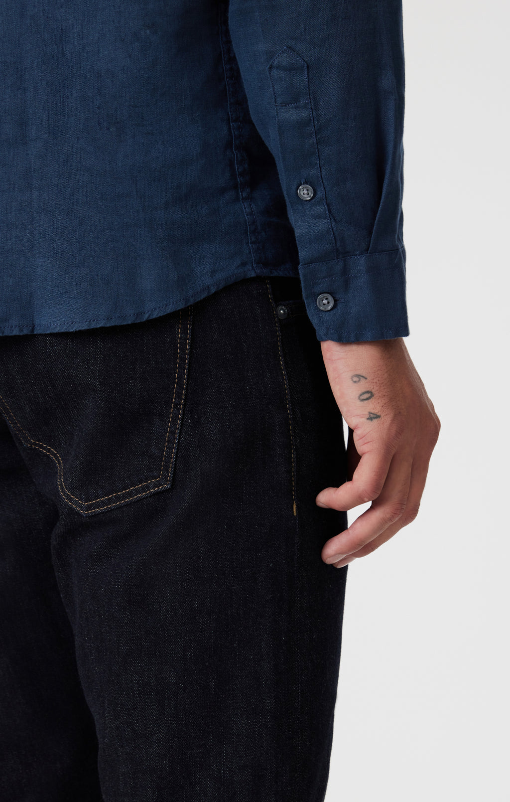 LINEN BUTTON-UP SHIRT IN MOONLIT OCEAN - Mavi Jeans