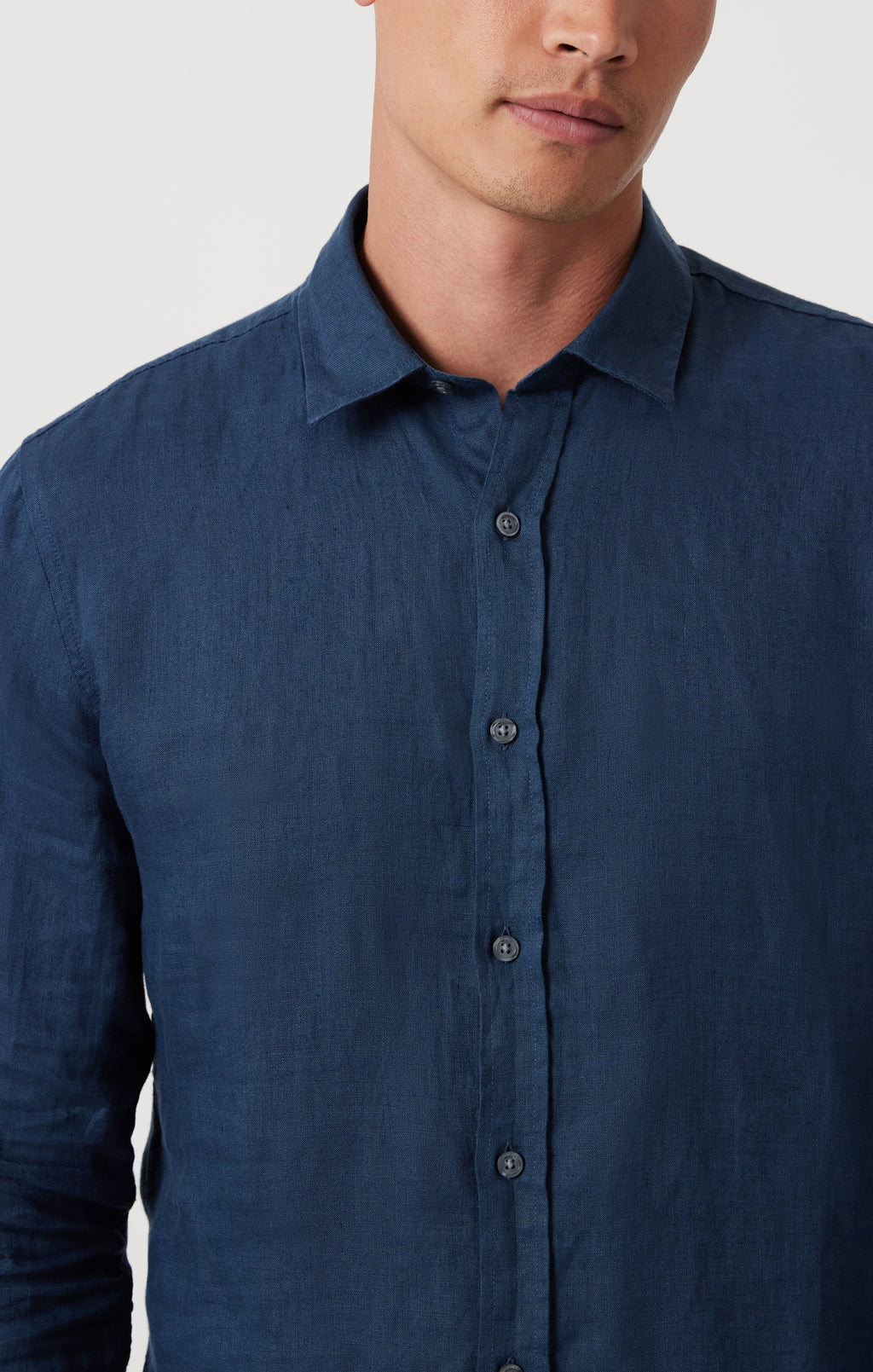 LINEN BUTTON-UP SHIRT IN MOONLIT OCEAN - Mavi Jeans