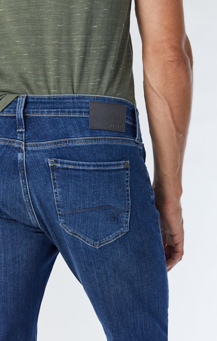 JAKE SLIM LEG IN INDIGO BRUSHED WILLIAMSBURG - Mavi Jeans