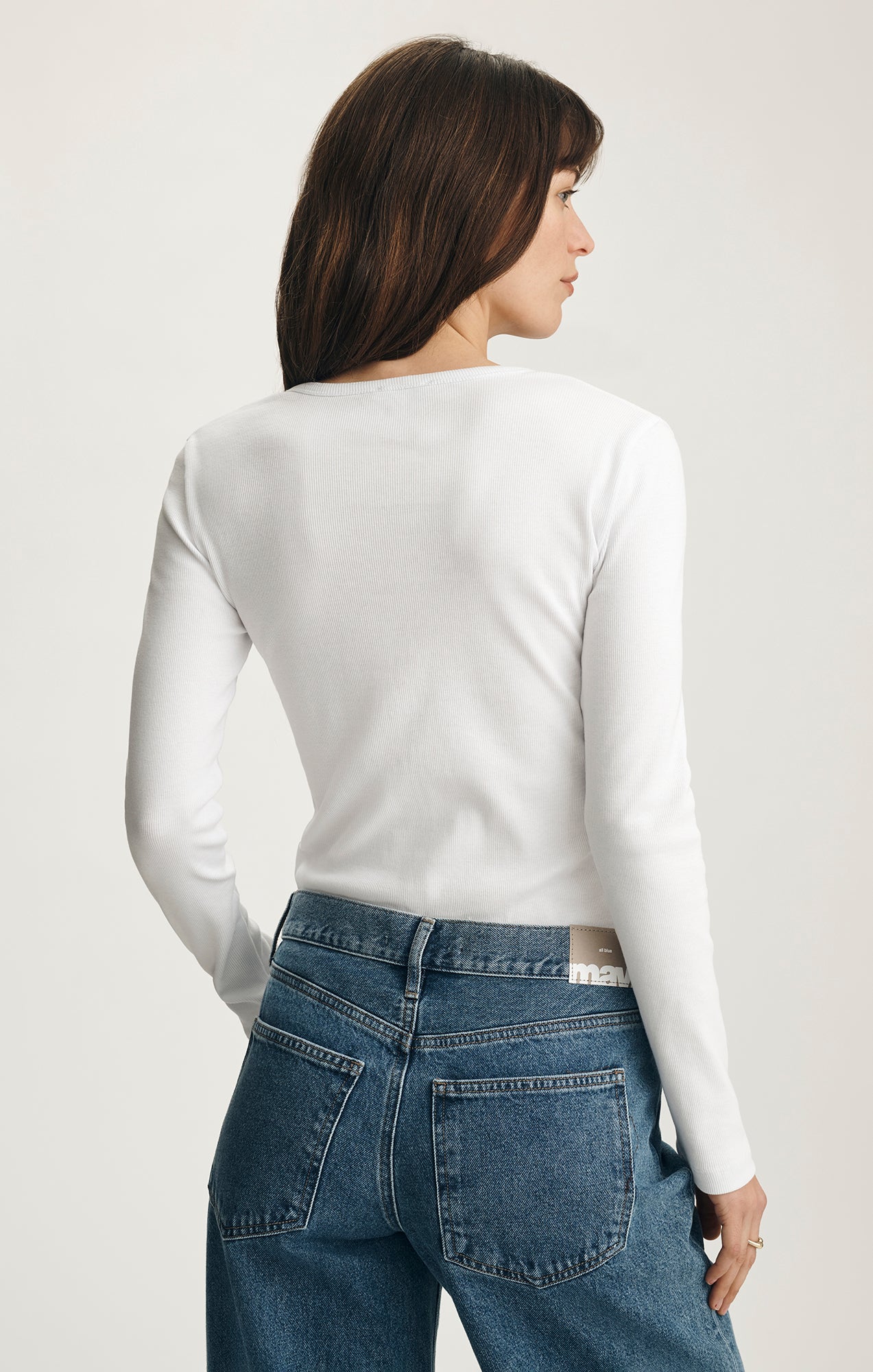LONG SLEEVE HENLEY T-SHIRT IN WHITE - Mavi Jeans