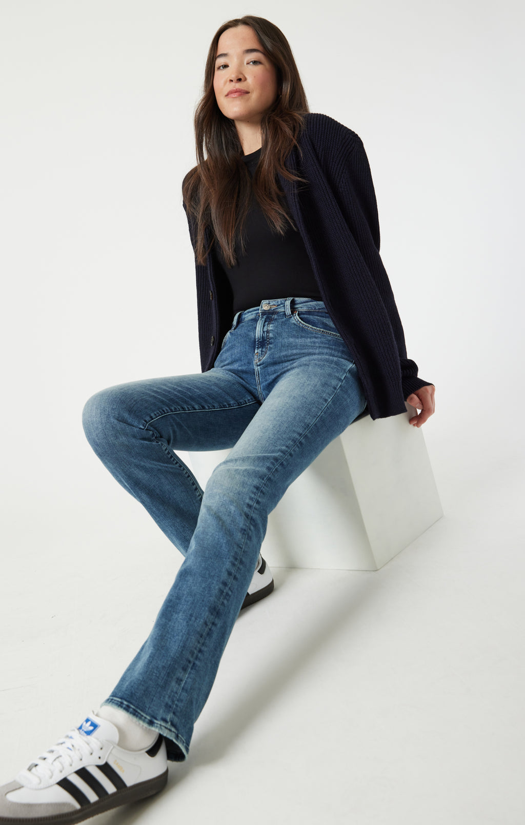 KENDRA STRAIGHT LEG IN LIGHT USED FLEX BLUE - Mavi Jeans