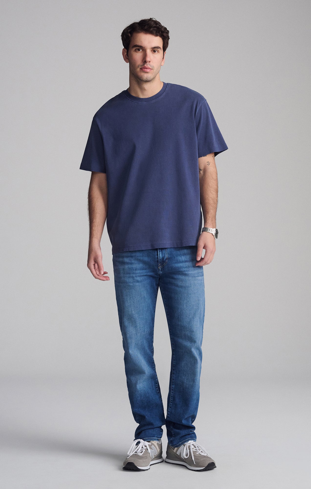 SHORT SLEEVE CREW NECK T-SHIRT IN BLACK IRIS - Mavi Jeans