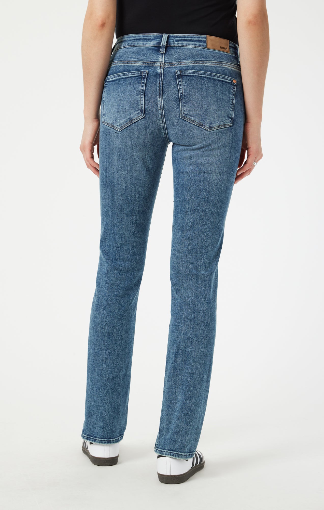 KENDRA STRAIGHT LEG IN LIGHT USED FLEX BLUE - Mavi Jeans