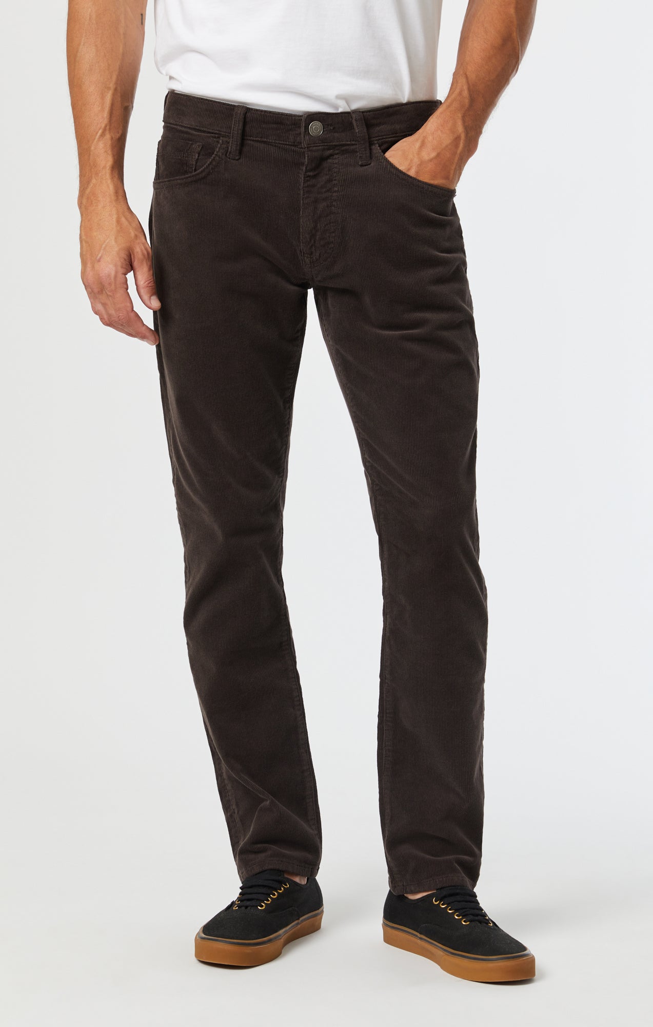 MARCUS SLIM STRAIGHT LEG IN ESPRESSO CORD - Mavi Jeans