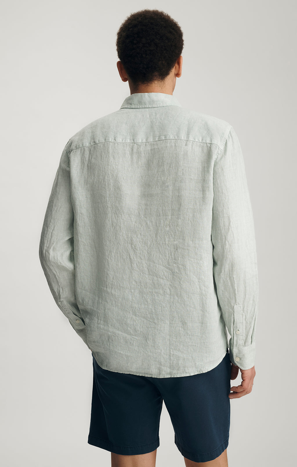 LINEN BUTTON-UP SHIRT IN AQUA GRAY