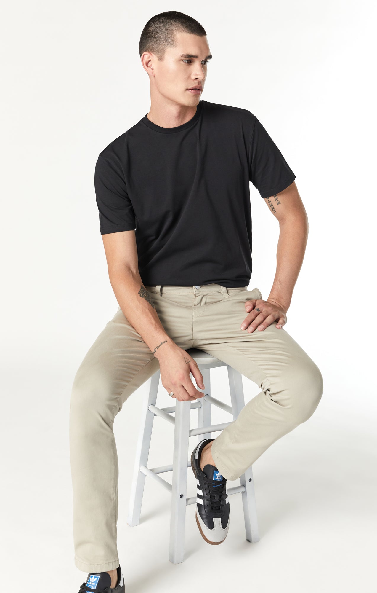 JOHNNY SLIM CHINO IN LAUREL OAK TWILL - Mavi Jeans