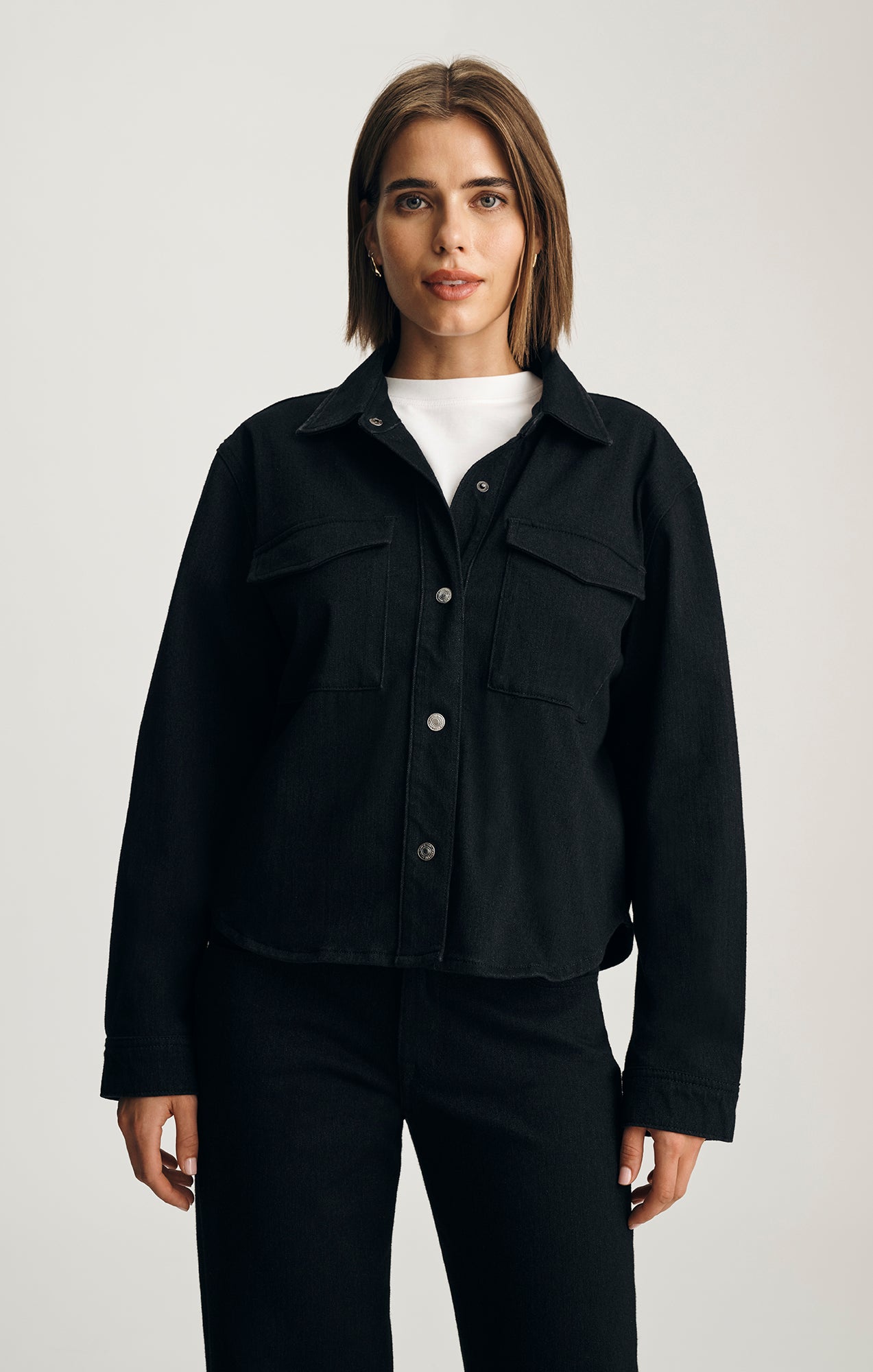 TIA DENIM SHIRT IN BLACK MOVE
