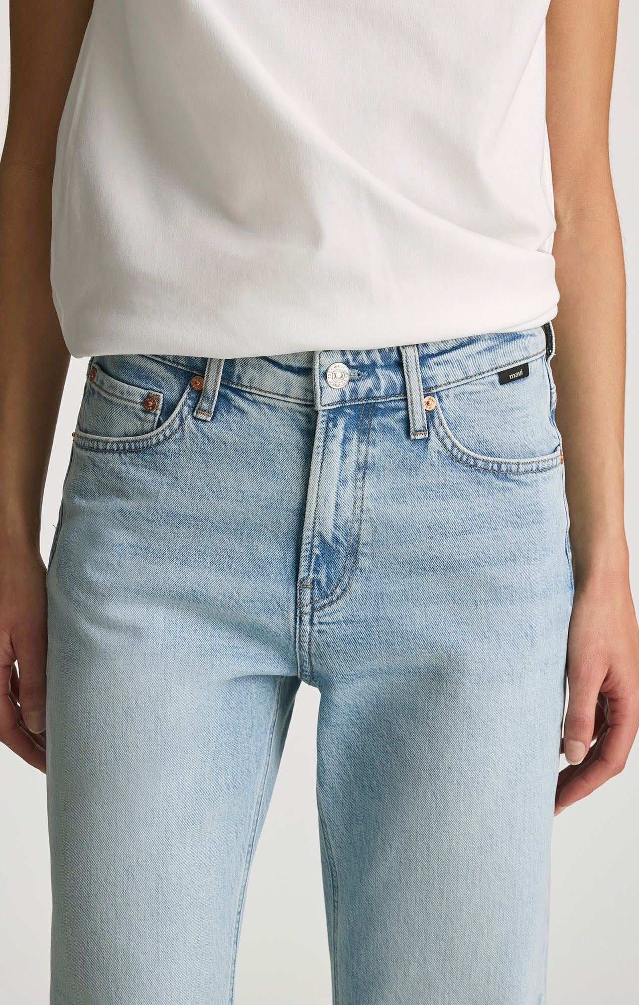 Jean droit Taylor en bleu classique clair brossé