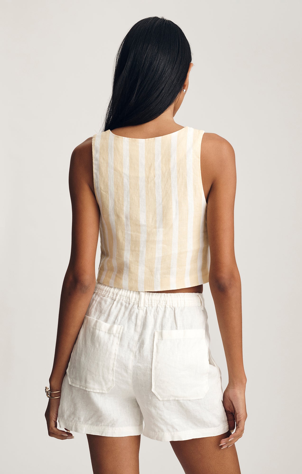 LINEN CROPPED BUTTON-UP TANK TOP IN SUNLIGHT - Mavi Jeans