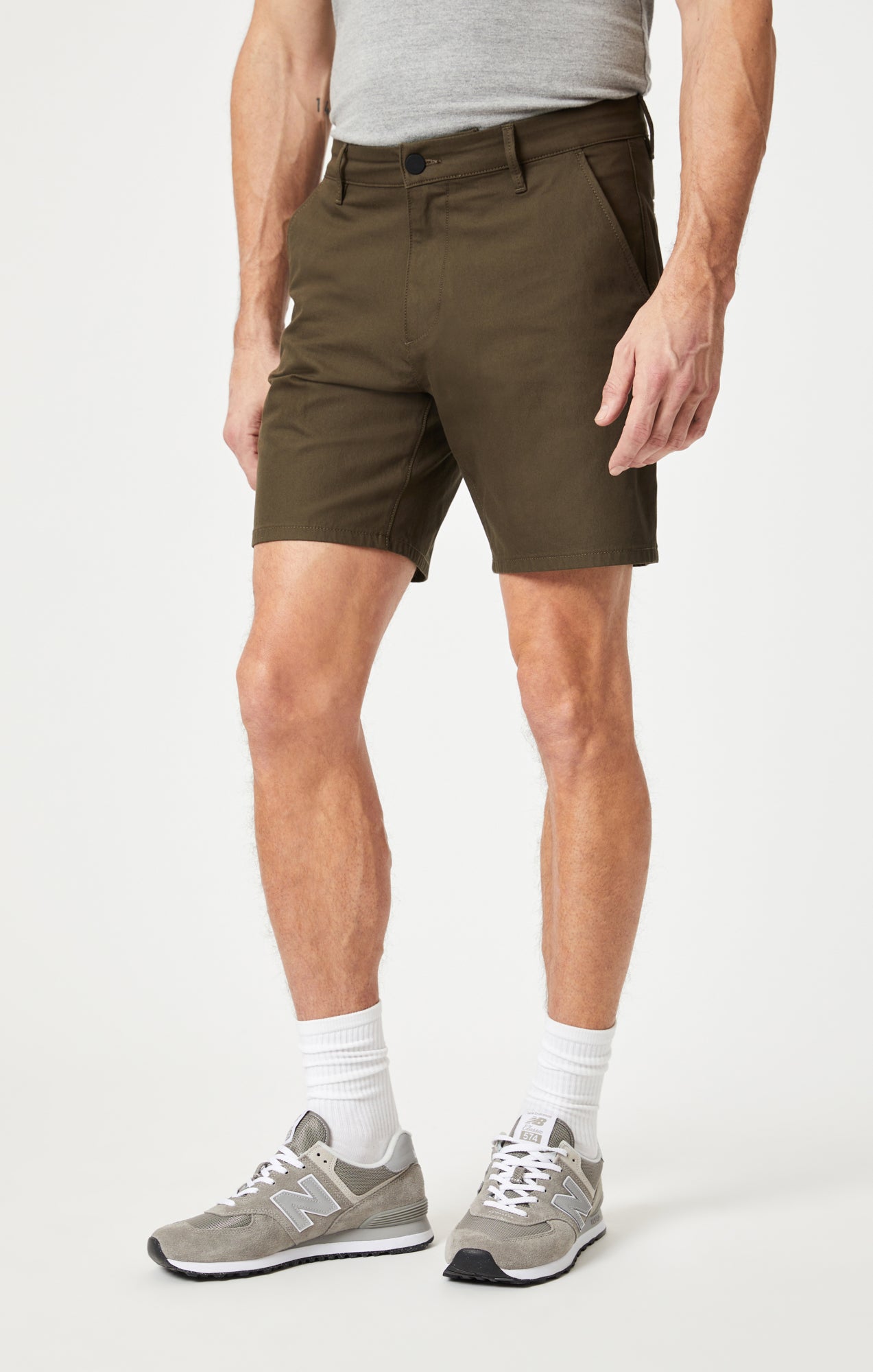 DARREN CHINO SHORTS IN KHAKI TRUE MOVE - Mavi Jeans