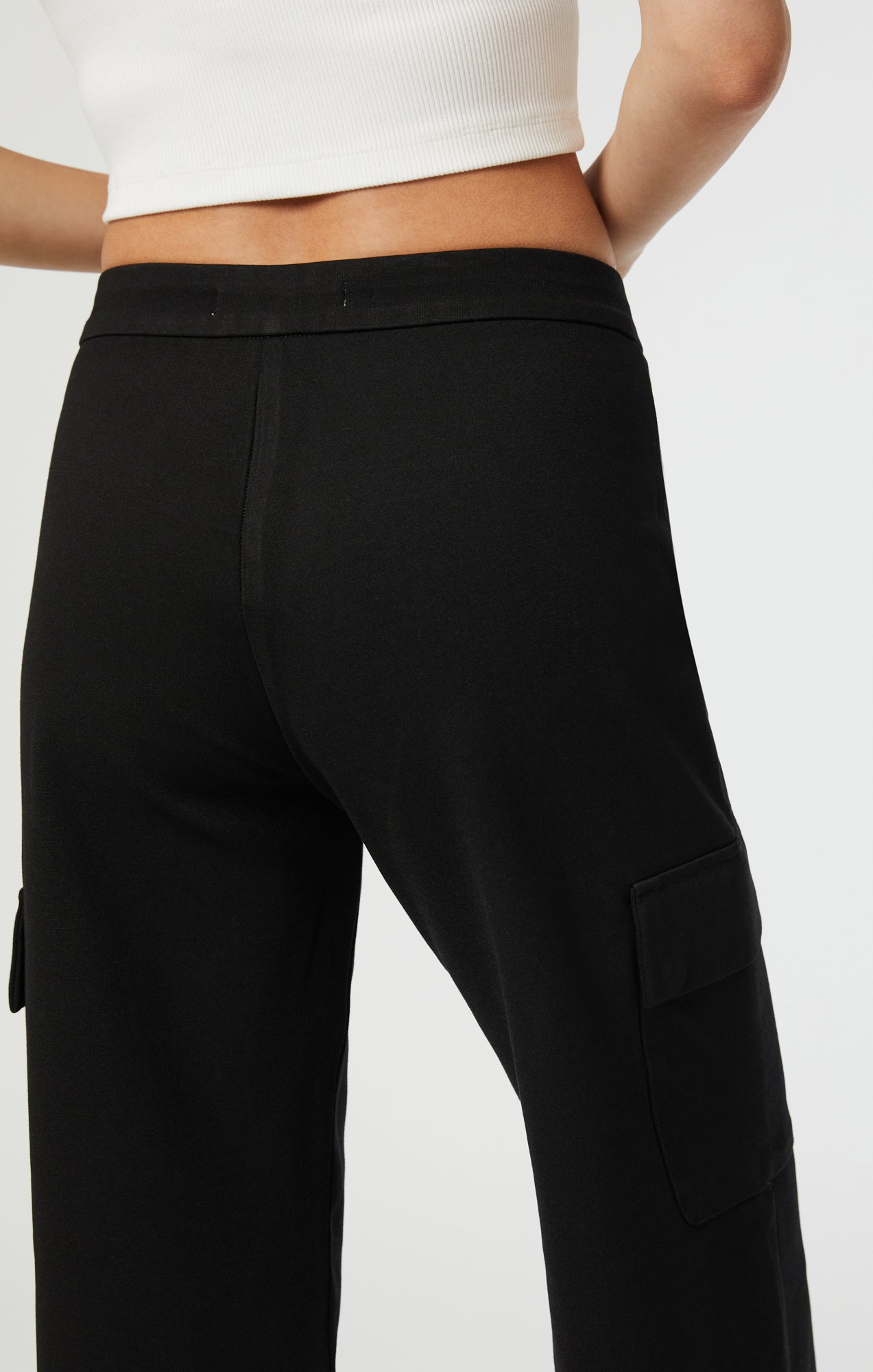 SHIRA CARGO IN BLACK MOVE STRETCH - Mavi Jeans