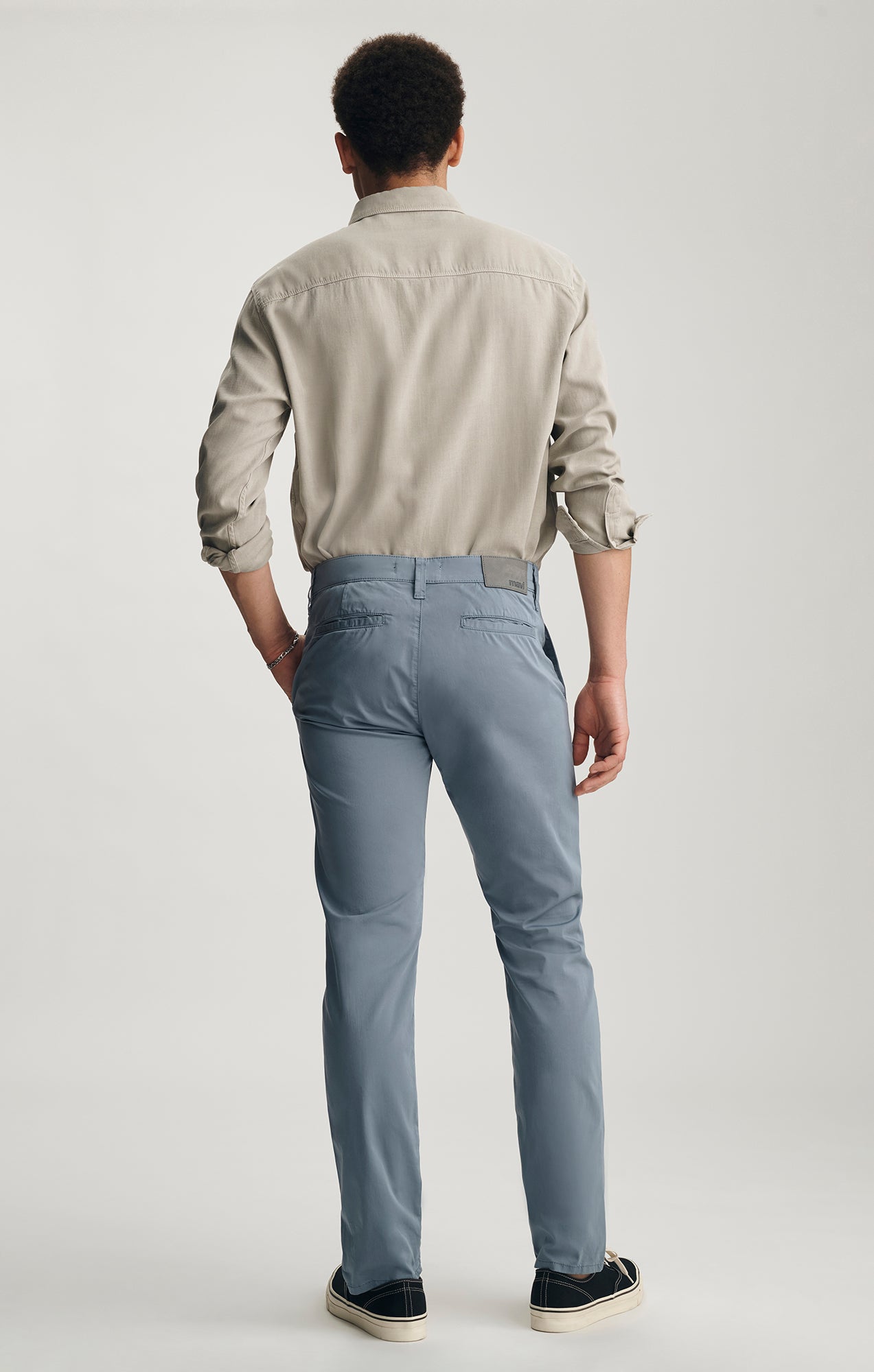 MILTON SLIM STRAIGHT CHINO IN STEEL CITY SMART - Mavi Jeans