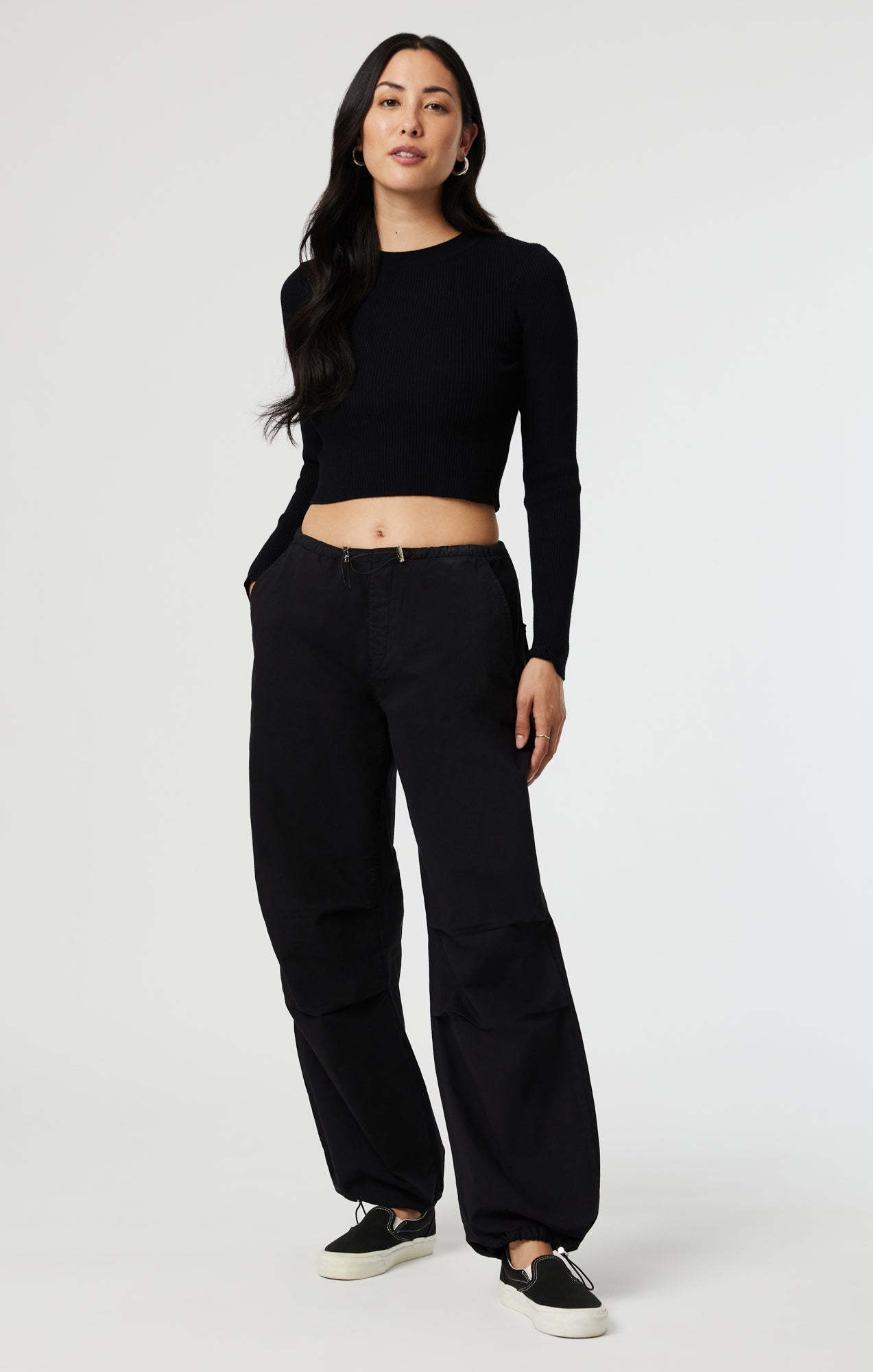 HILL PARACHUTE PANTS IN DARK SMOKE MOVE - Mavi Jeans